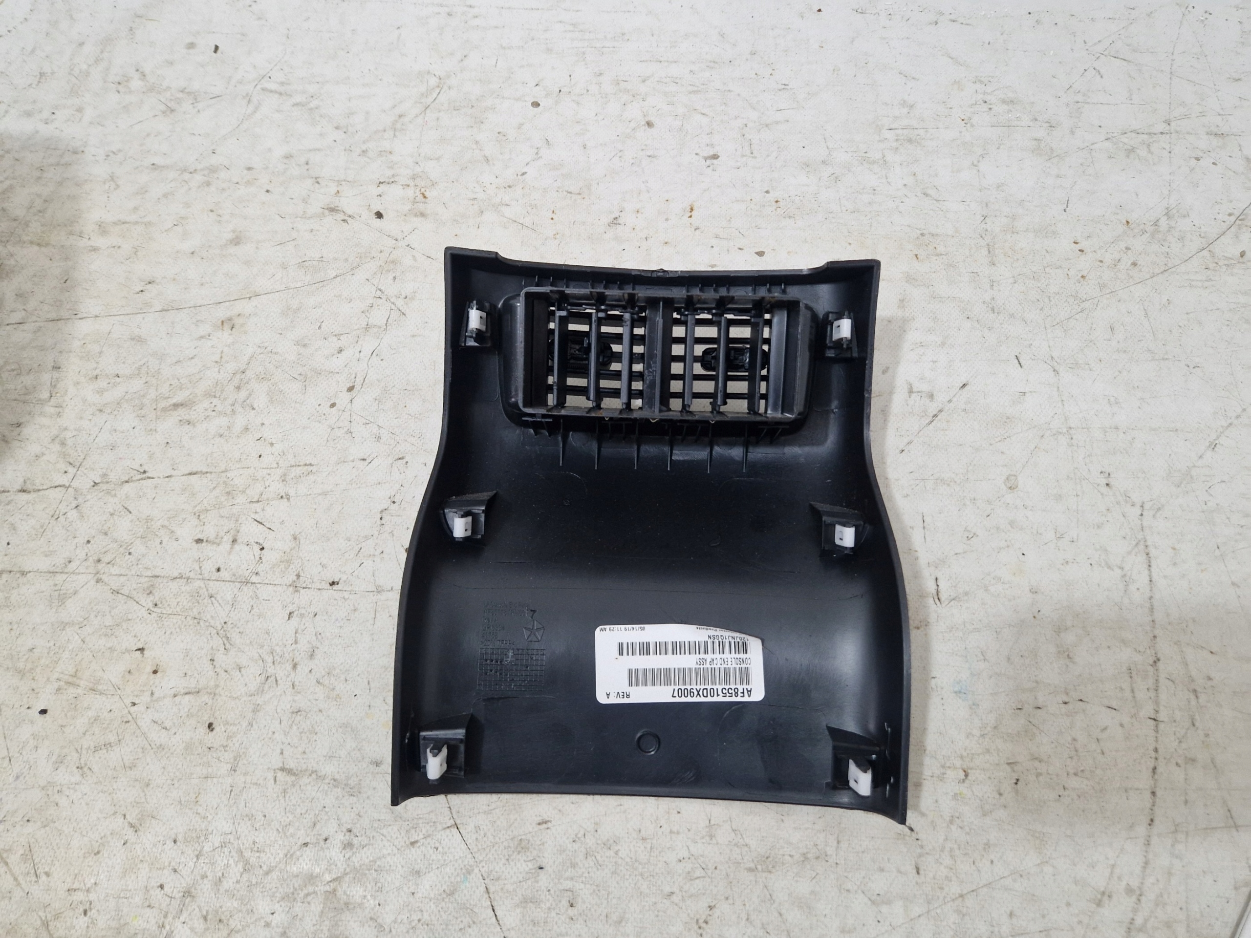 DODGE CHALLENGER 2019- Bouche aération tableau bord Console Moyen AF85510DX9007