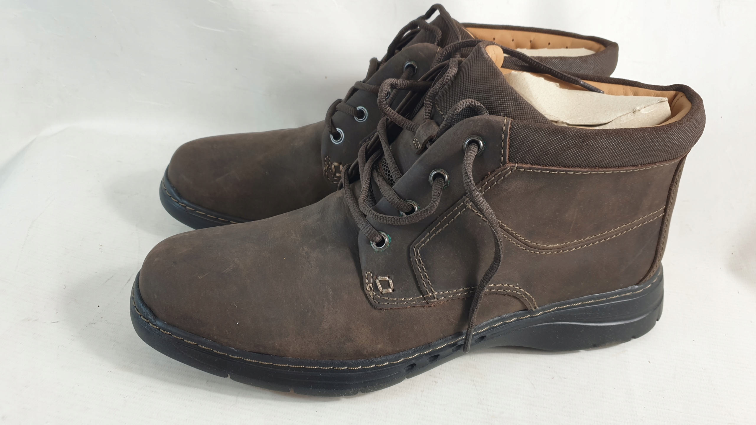 Clarks Trapery Rossdale Mid 261734537 Hnědá velikost 46