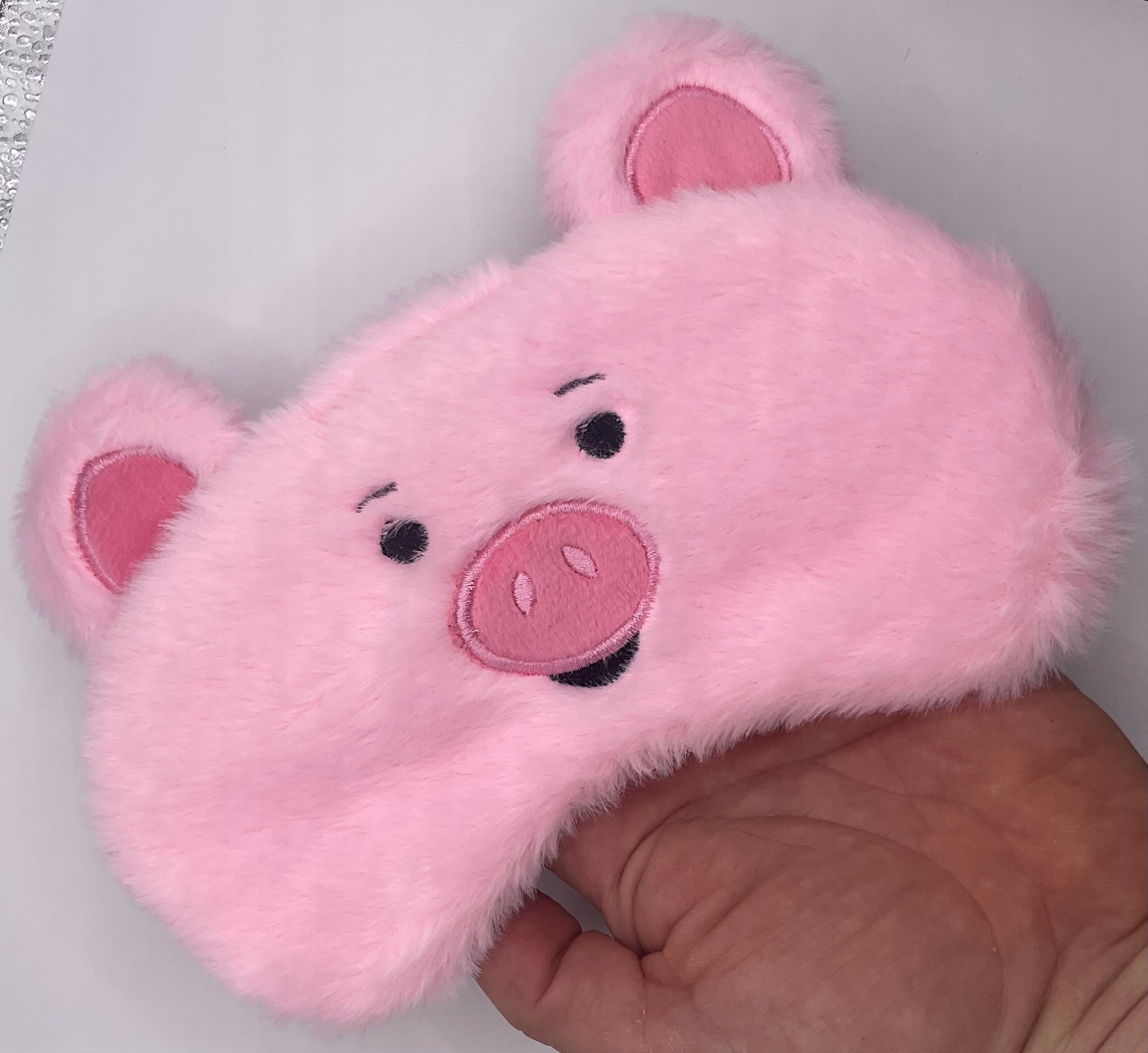 OPASKA NA OCZY MASKA DO SPANIA SNU RELAKSU ŚWINKA PROSIAK PLUSZOWY OLDMAN EAN (GTIN) 5714660336304