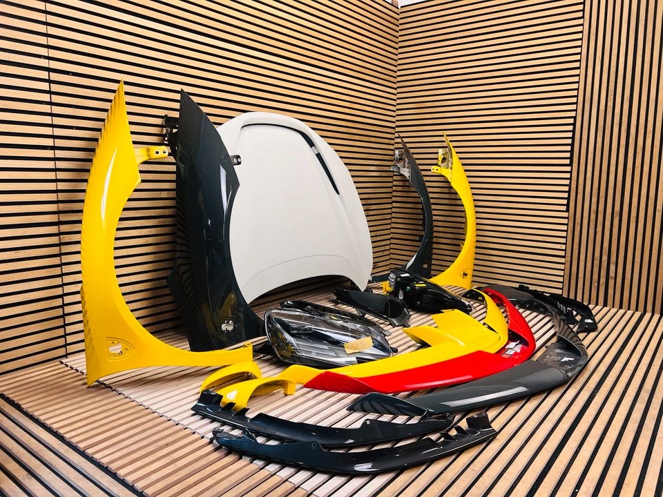 FERRARI SF90 BŁOTNIK MASKA SPLITTER ZDERZAK CARBON