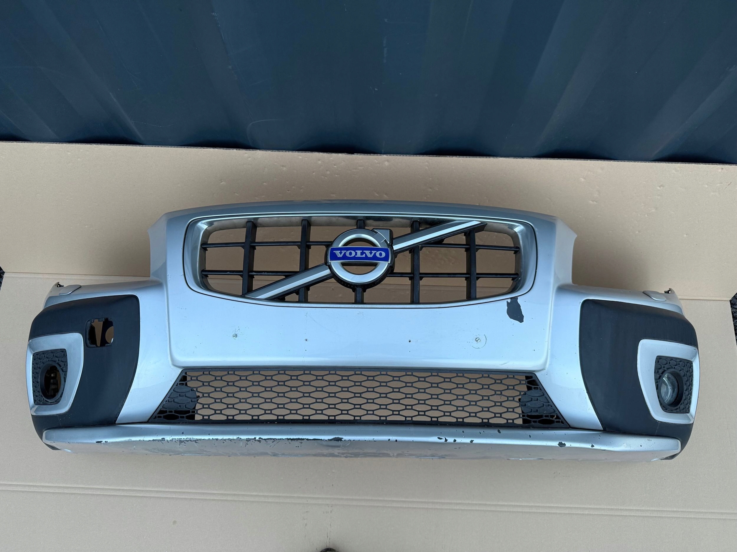 ZDERZAK PRZEDNI Volvo XC70 LIFT 2008- ORYGINAŁ KOMPLET