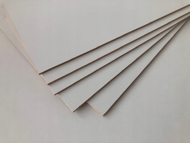 PŁYTA HDF 3mm BIAŁA 2STR. FORMAT B3 350x500 Marka Krono