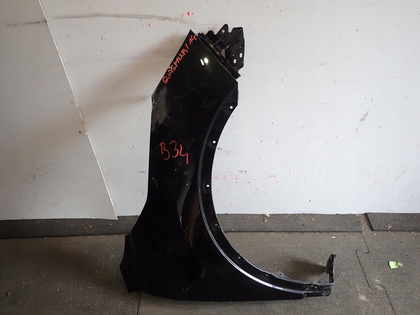 fender front front right NISSAN QASHQAI II J11 2014