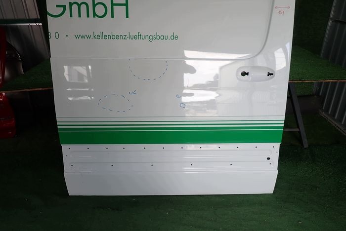 MERCEDES SPRINTER 907 W907 910 W910 18- door right sliding