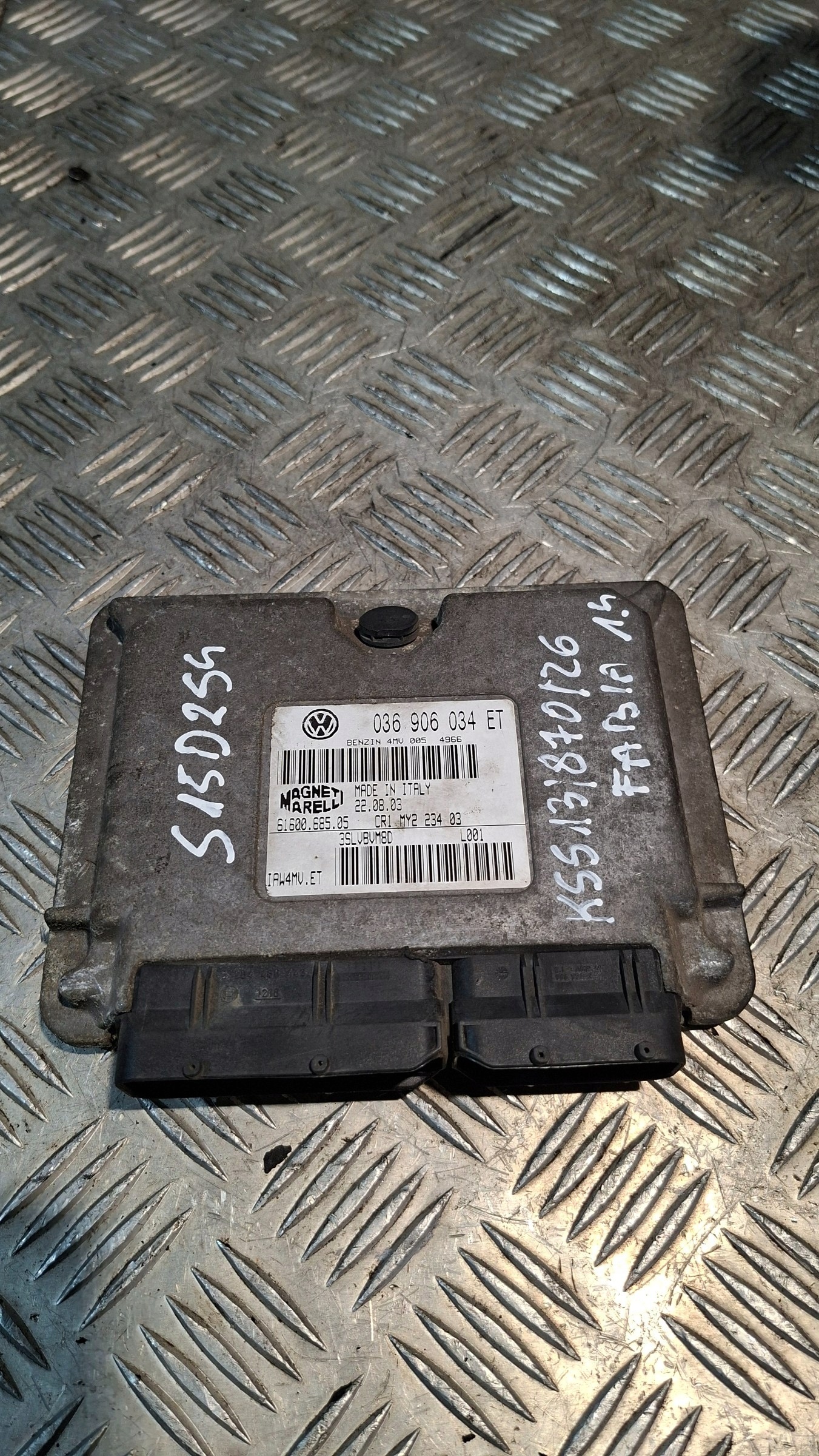 computer control unit of the engine SKODA FABIA 2003r 1.4B 036906034