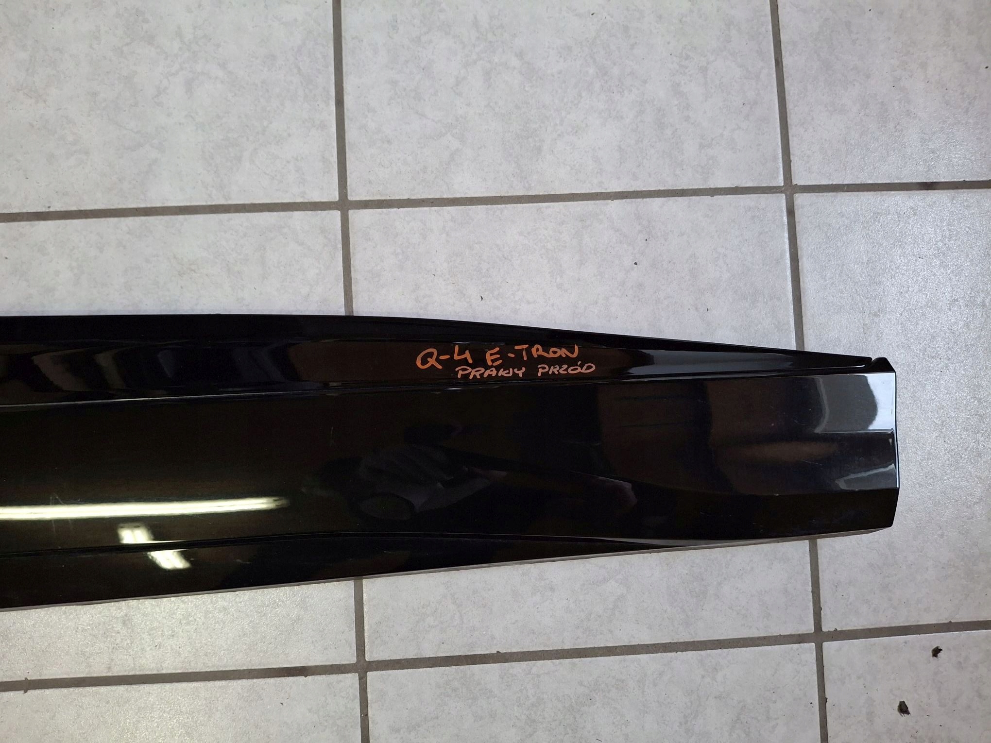 moulding for door right front AUDI Q4 E-TRON 2021R->
