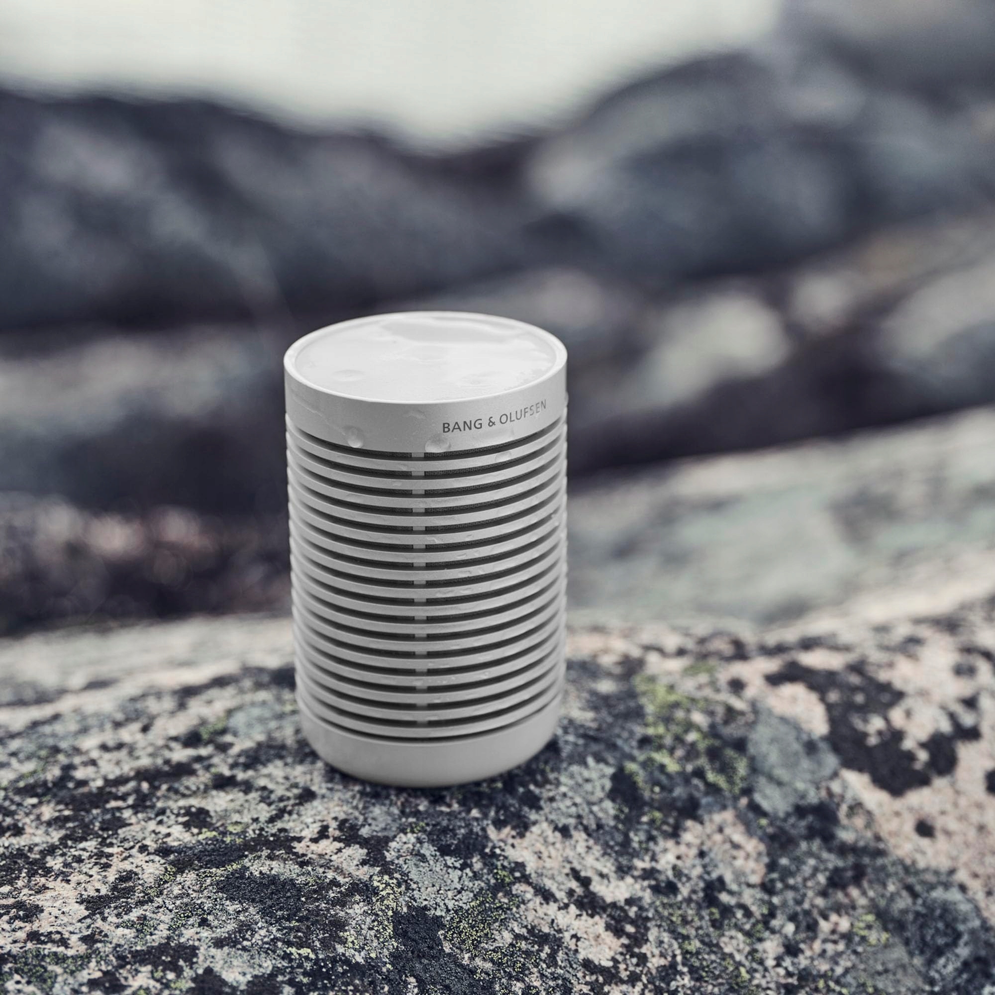 Bang & Olufsen Beosound Explore Grey Mist — 14