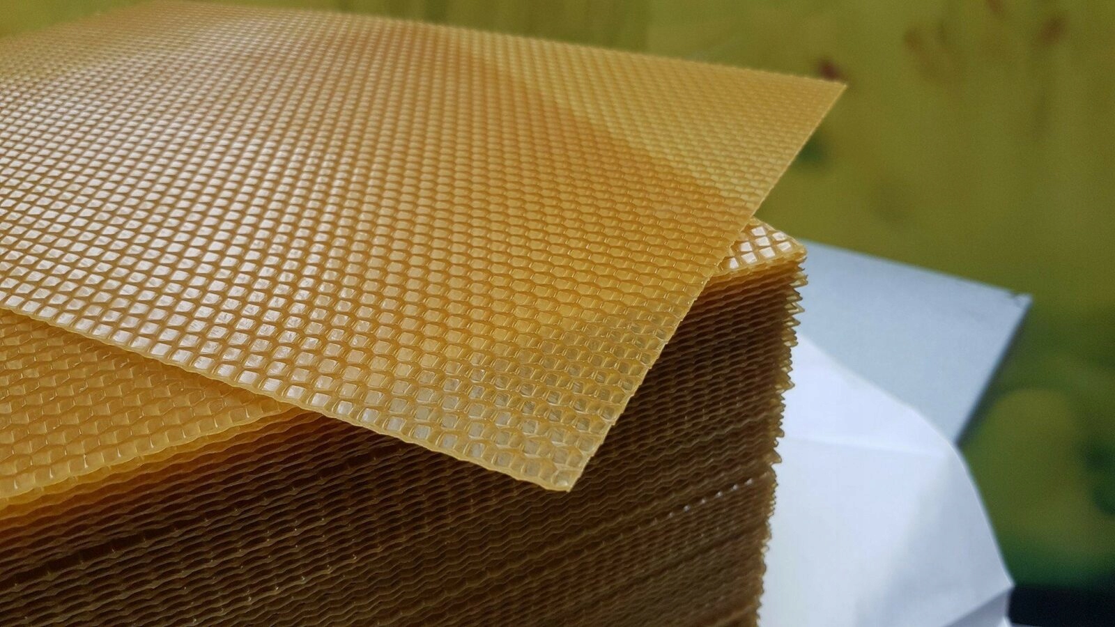 Včelí uzol Varšava Obyčajný 100 % čistý vosk, testovaný 5 kg