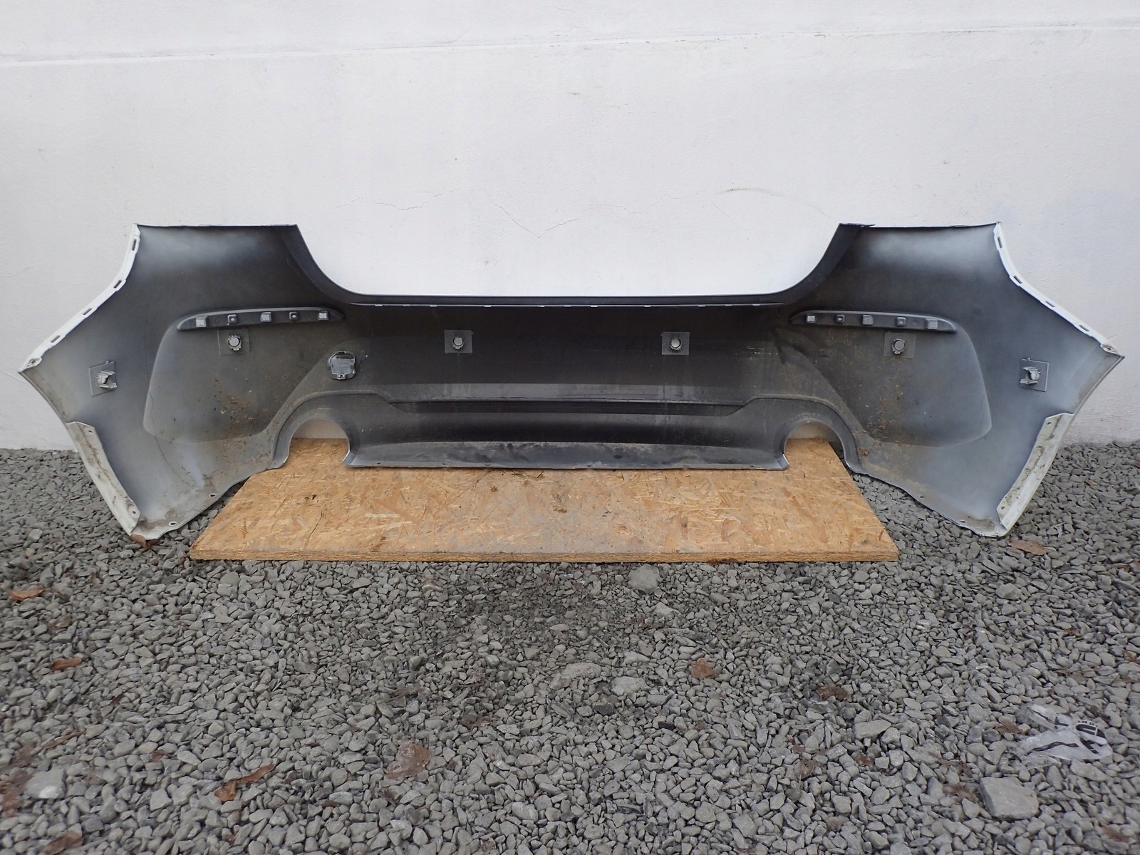 PARAURTI POSTERIORE POSTERIORE BMW 1 E F40 2019