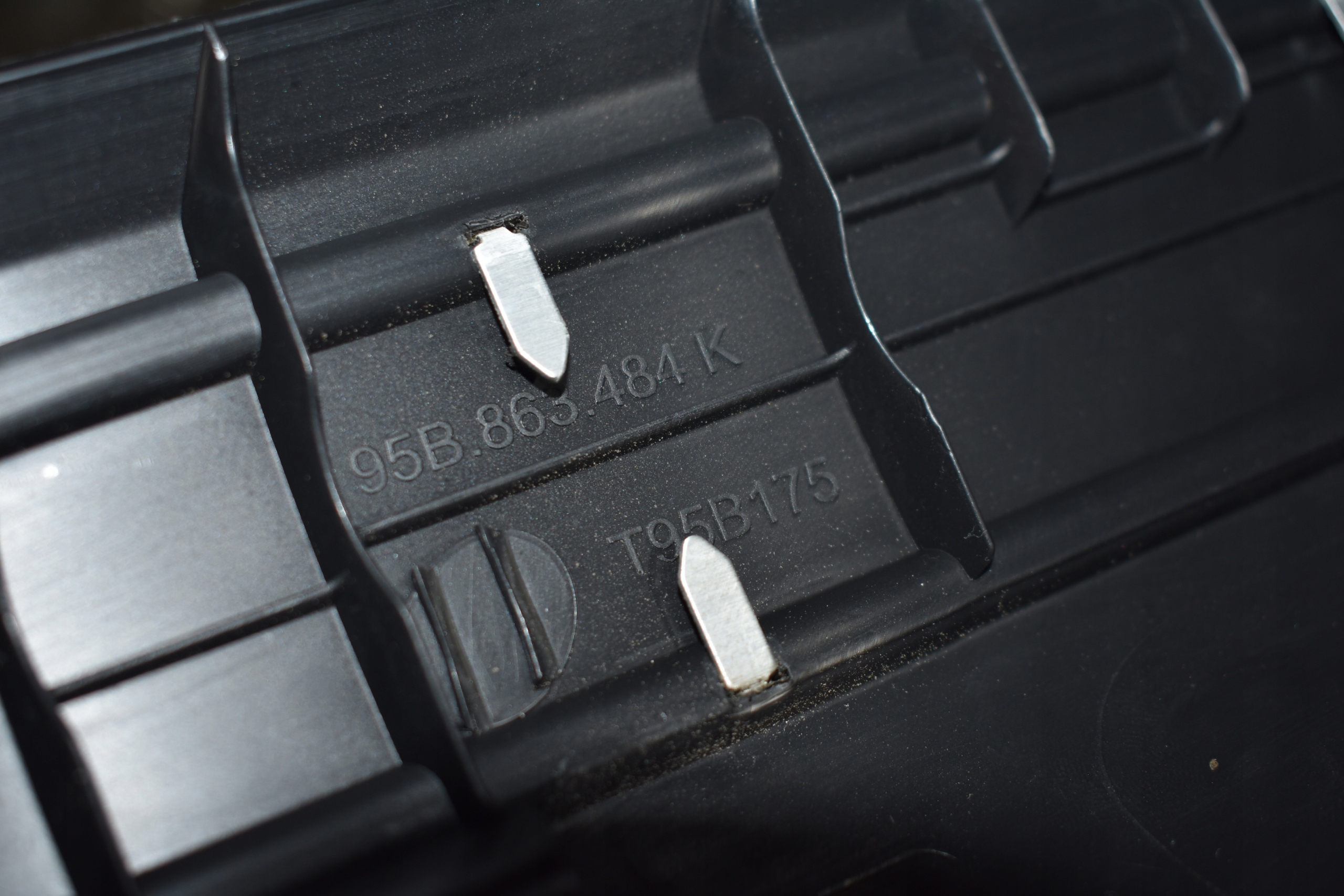 IDEALNA moulding cap threshold right PORSCHE MACAN S 1
