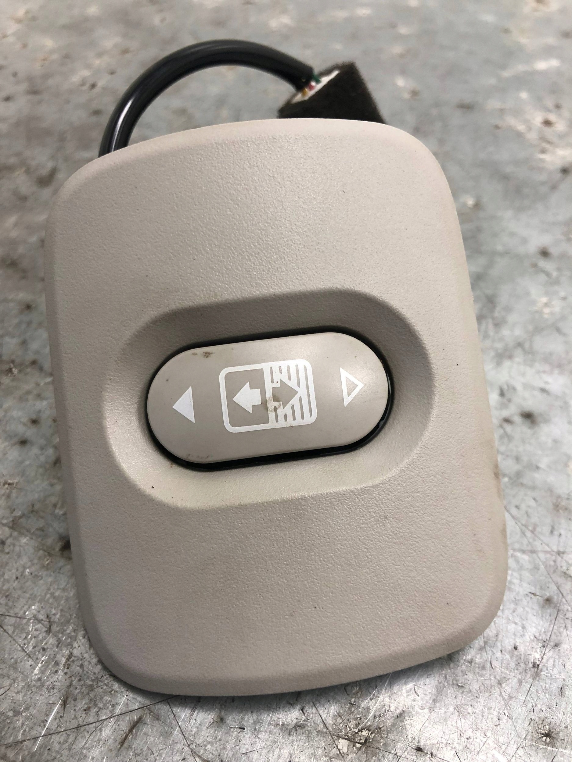 switch ROLETY roofs NISSAN QASHQAI+2