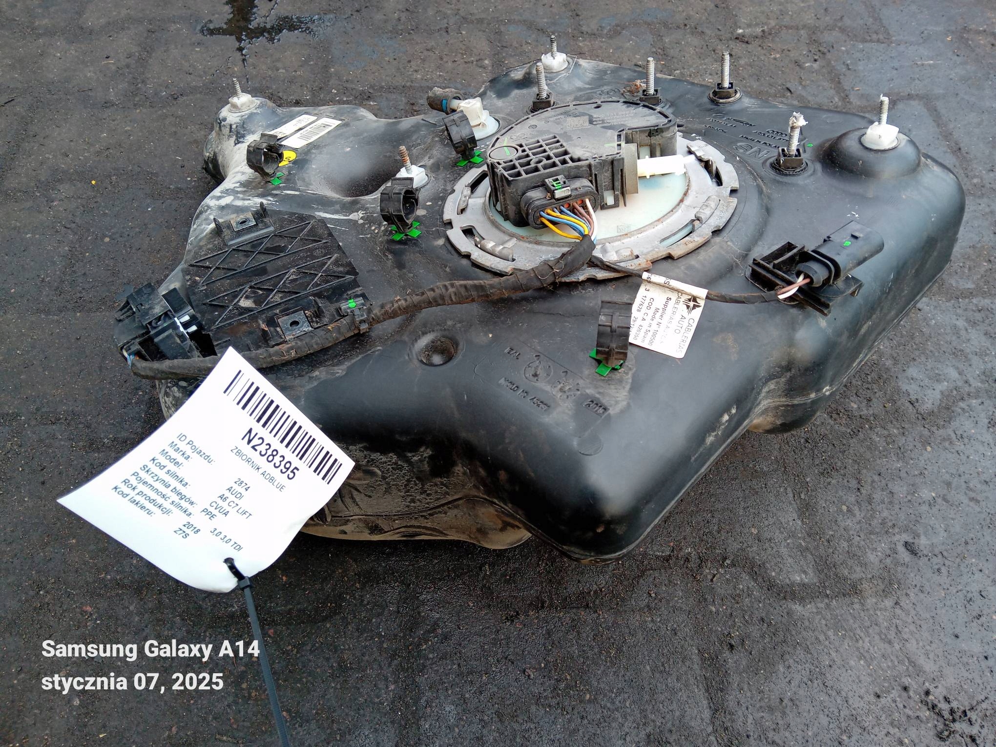 Behälter ADBLUE 4G0131877Q AUDI A6 C7 LIFT