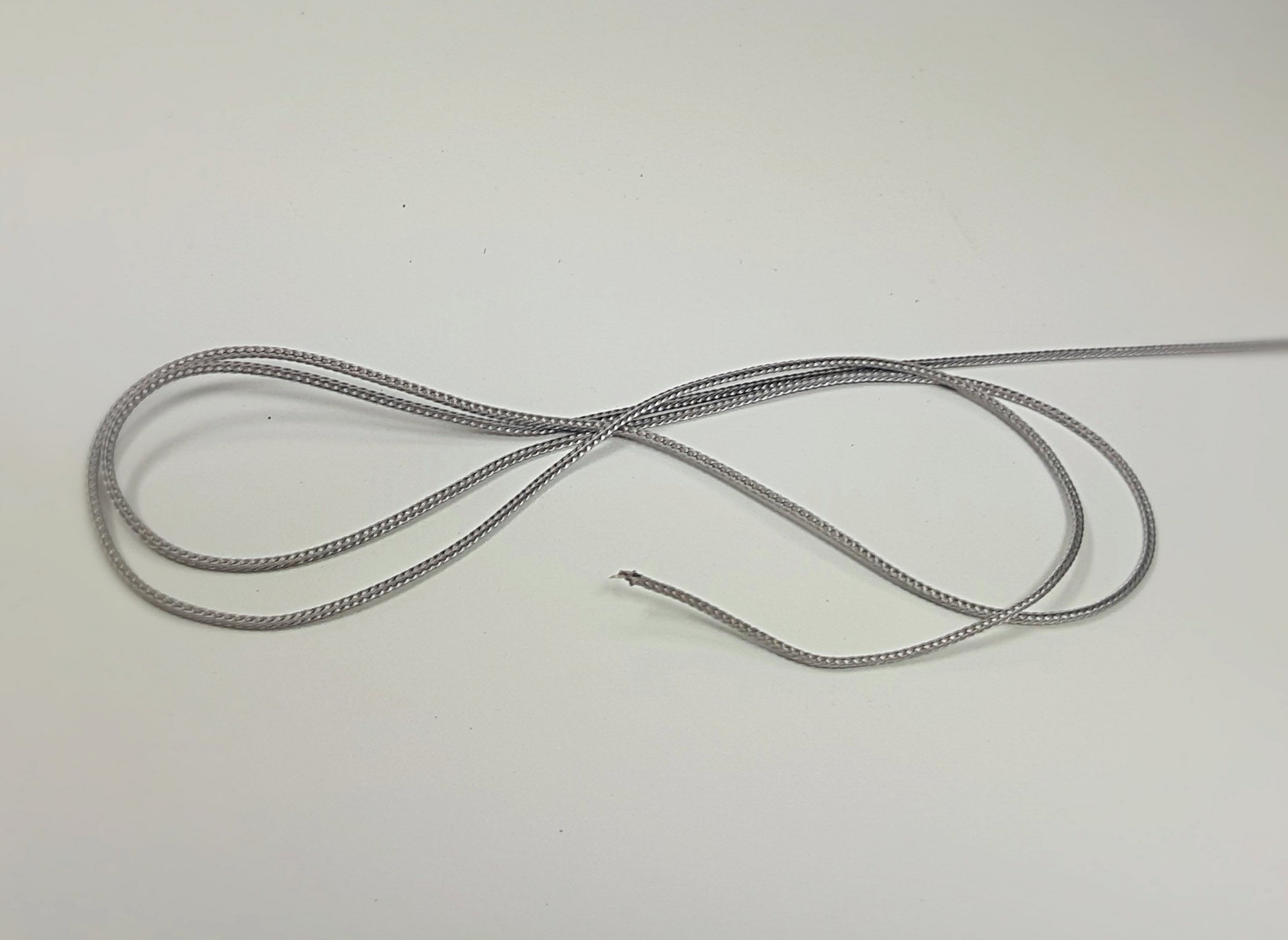 SZNUREK DO ROLET RZYMSKICH BAMBUSOWYCH ŻALUZJI MOCNY SZARY 1,4mm- 100mb Marka inna marka