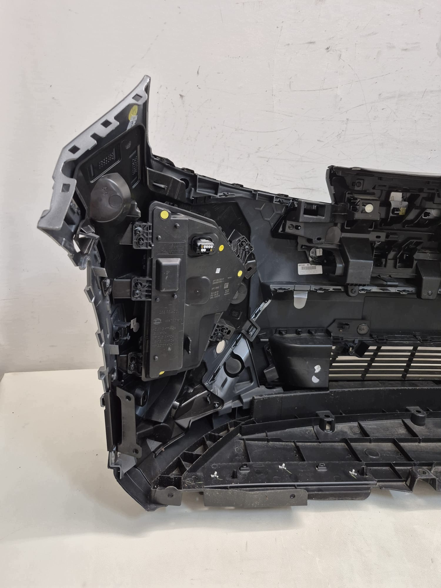 RENAULT SCENIC V 5 E-TECH 24- bumper front front PDC RADAR 620263121R