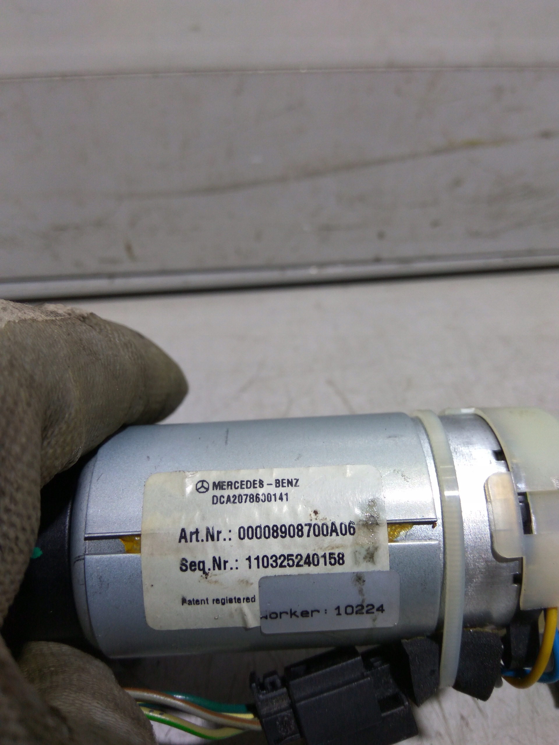 MERCEDES W207 CABRIO SILNICZEK WINDSHOT Car type Passenger cars