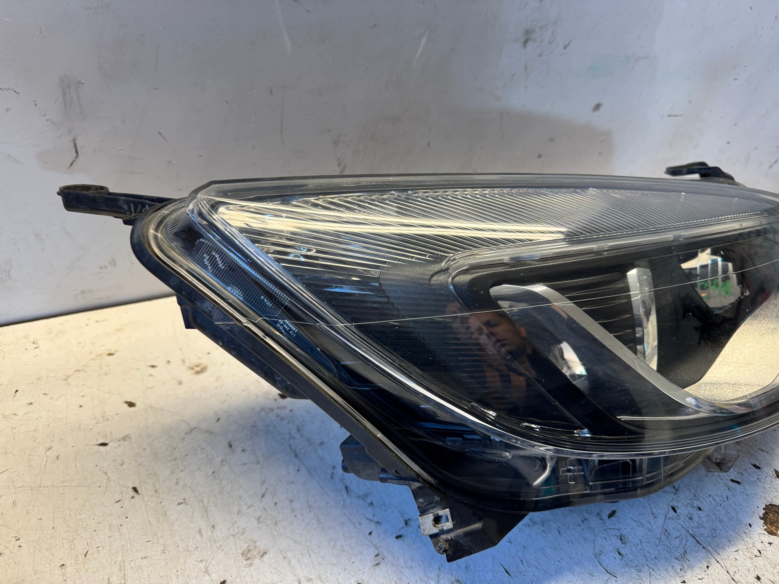 OPEL ASTRA J 4 REFLEKTOR right light right front BI XENON EU 1ZT010012-421