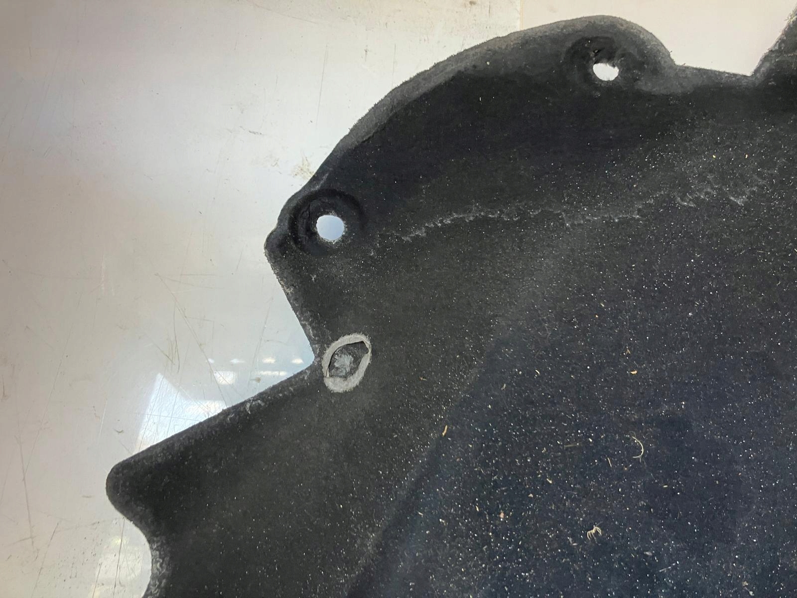 Insonorisation du capot CITROEN C5 III X7