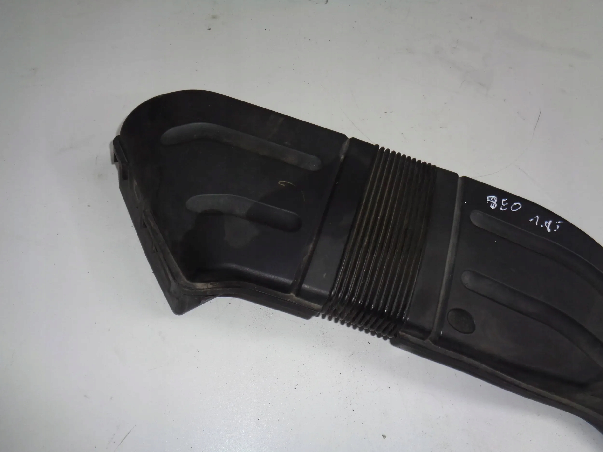AUDI A4 S4 B6 8E 8H 2003 TUBI DELL’ARIA