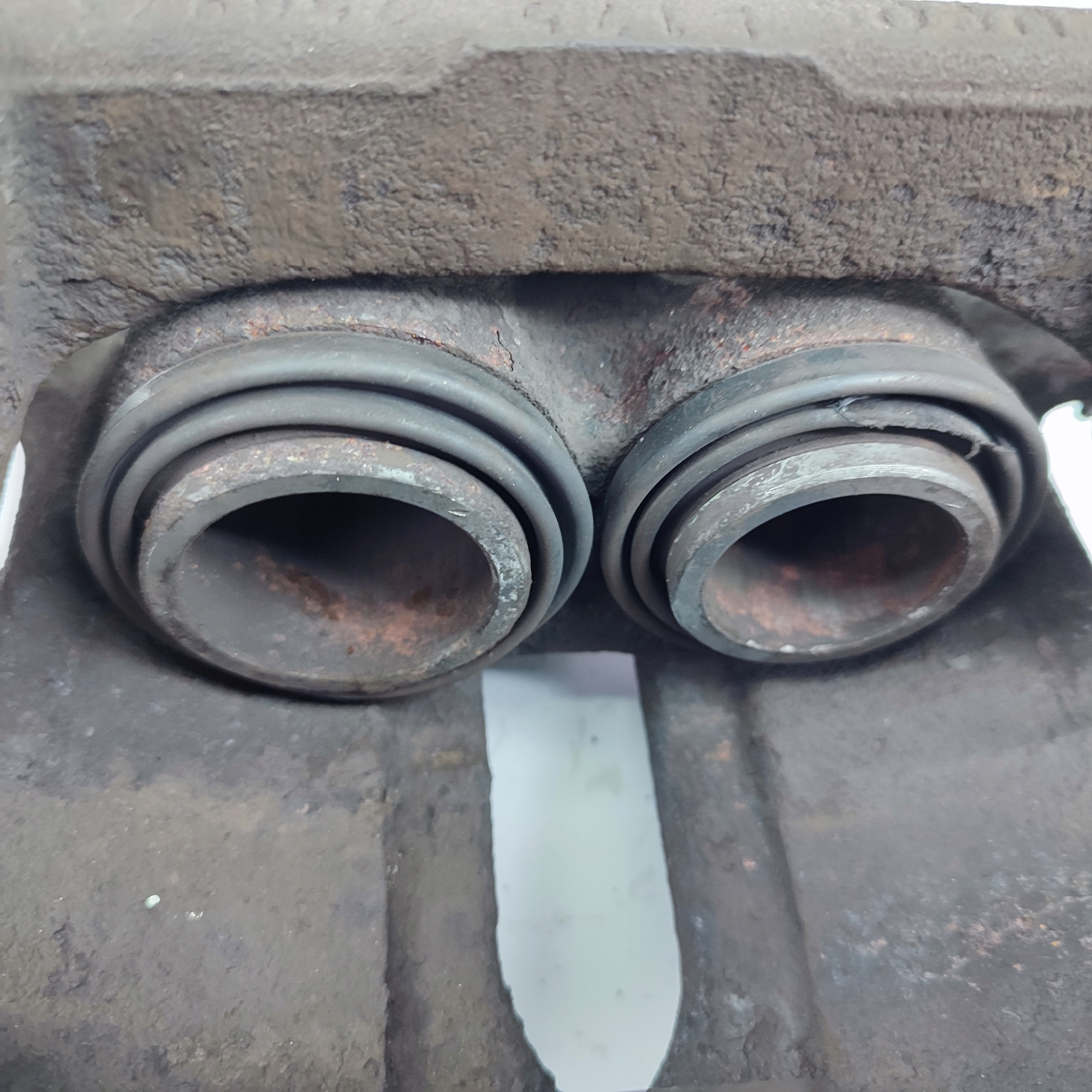 caliper brake front right front RENAULT TRAFIC OPEL VIVARO