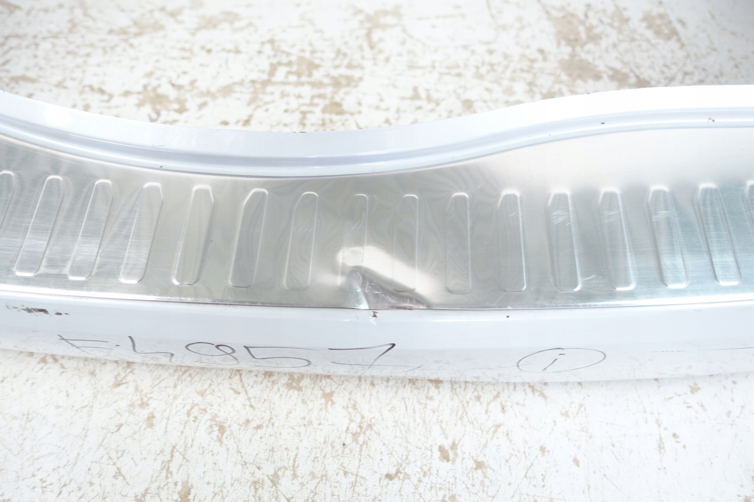 RENAULT KOLEOS II 2016- bumper rear part rear 850221152R