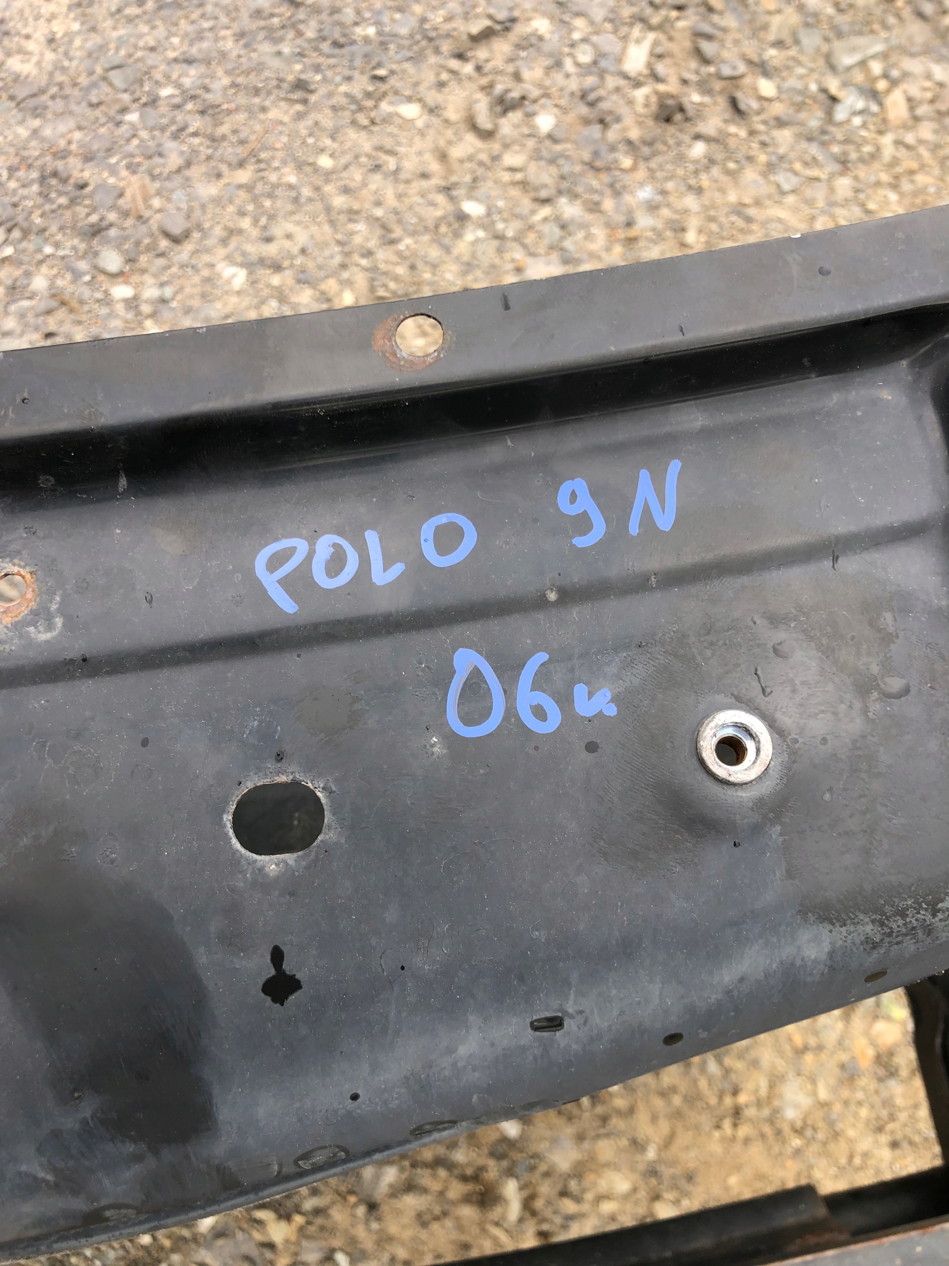 VW FOX support panel for radiators fan radiator sider