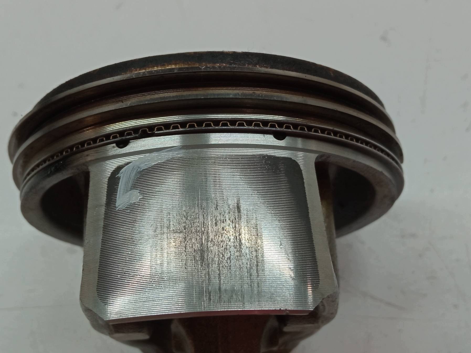 piston connecting rod 1.0 MPI Skoda Fabia III (2014- )
