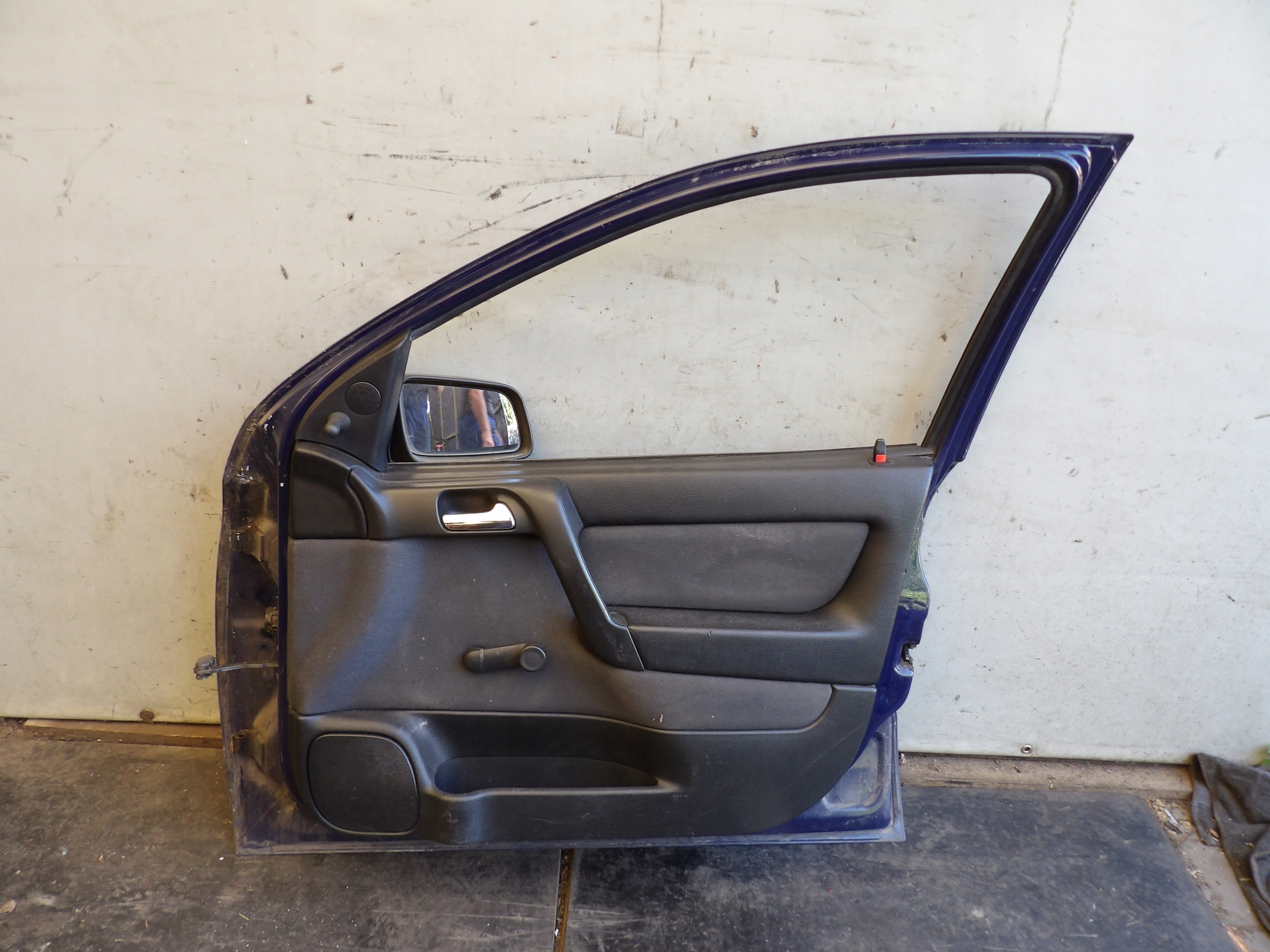 Opel Astra II G door front right lak. Y12Z kombi