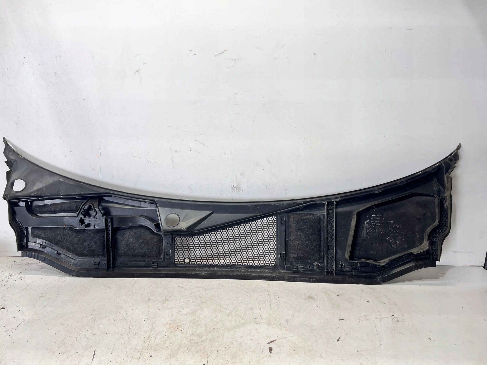 torpedo plastic AUDI A6 C8 4K1819403