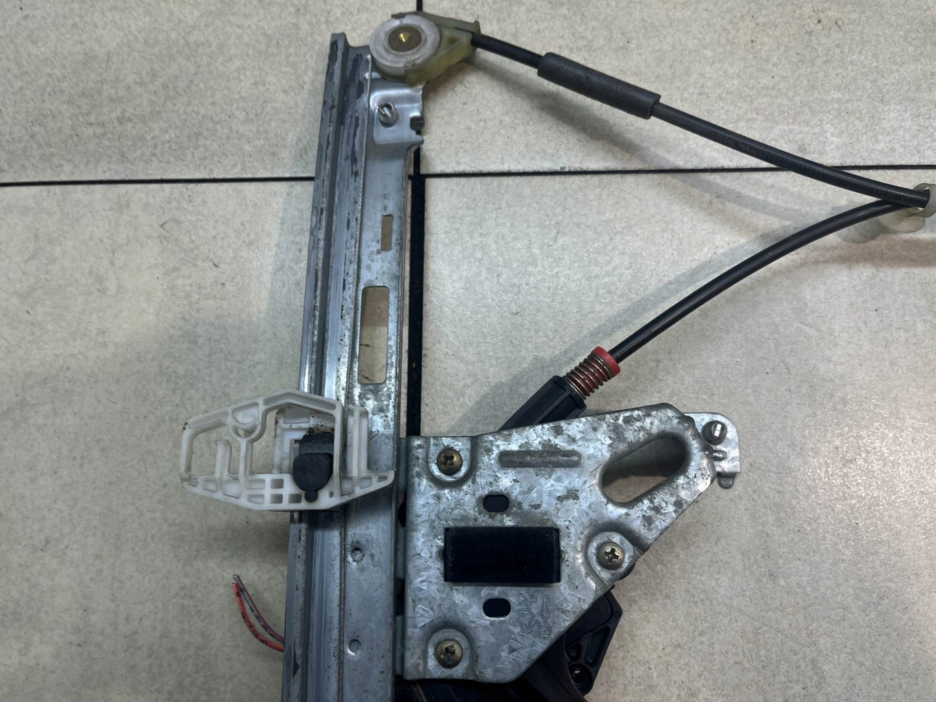 window regulator left front PEUGEOT 206 1.1
