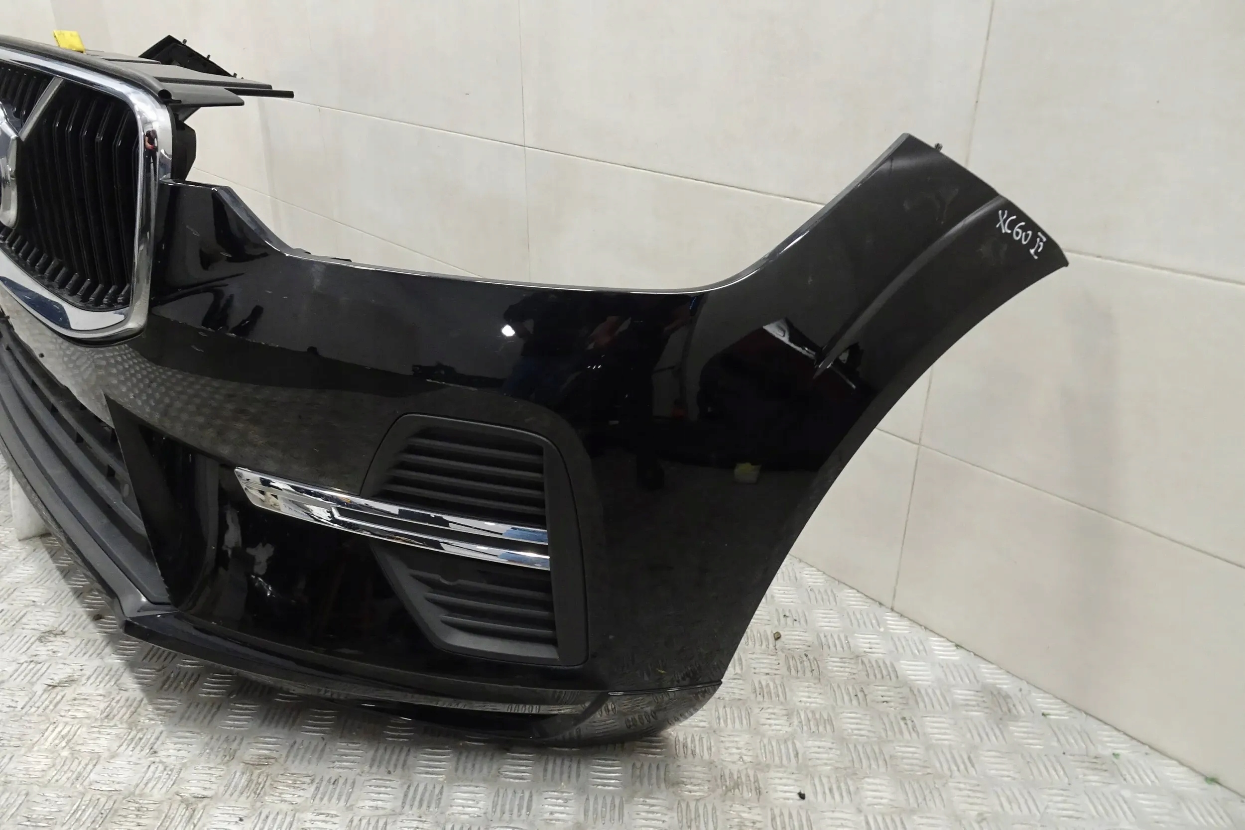 VOLVO XC60 II LIFT KOMPLETNY PRZÓD MASKA CHŁODNICA BŁOTNIK LAMPY ZDERZAK 21 Typ samochodu Samochody osobowe