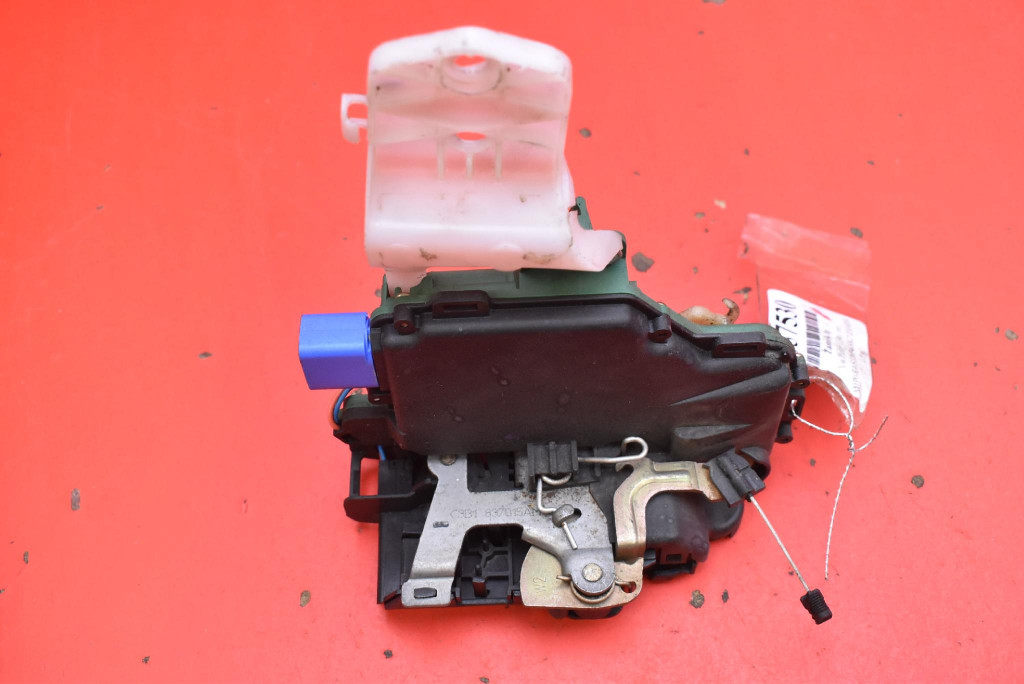 lock door left front front EU VW POLO 4 IV 9N 5D HB 01-05