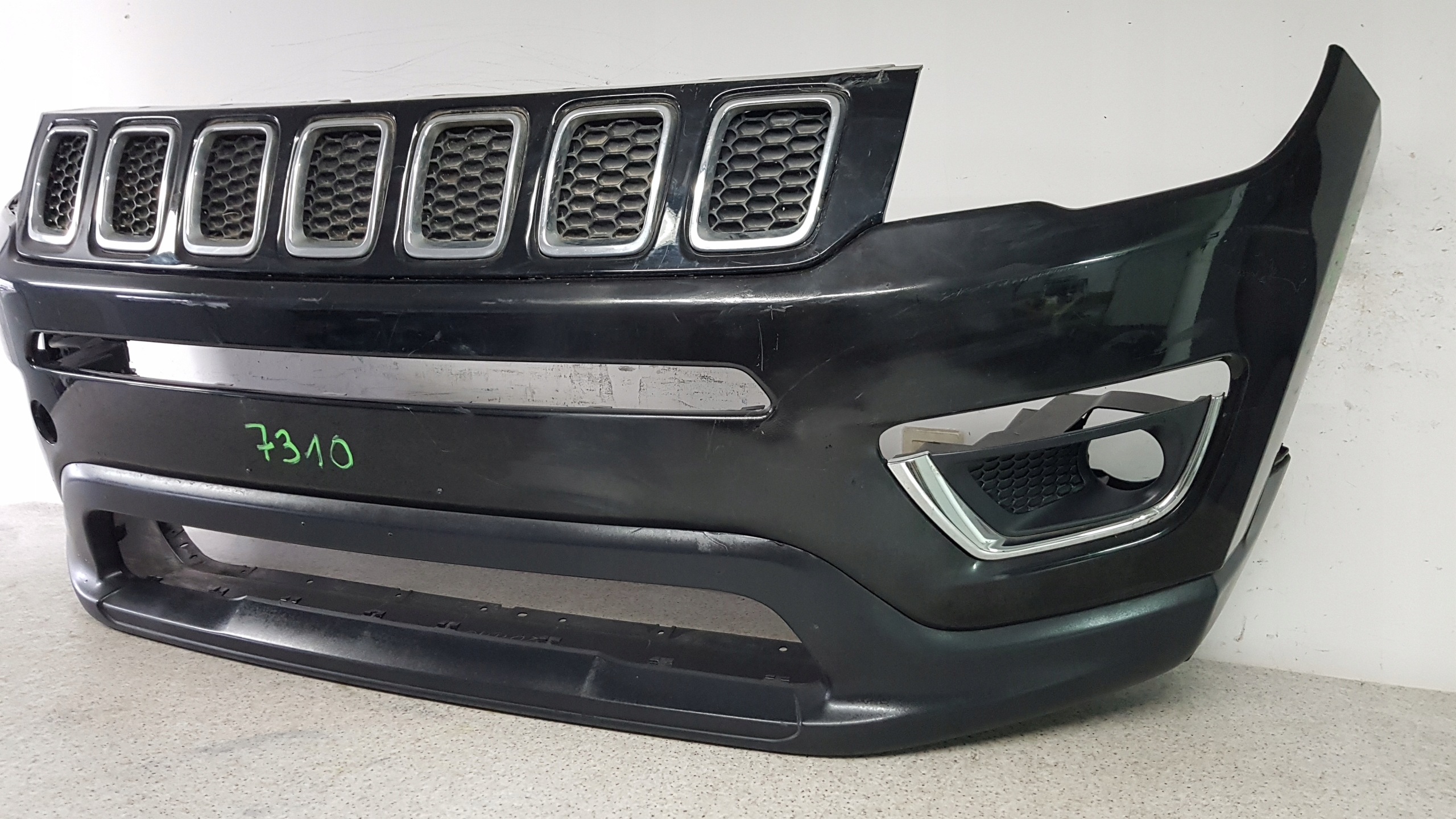 JEEP COMPASS 2 II 2017 - bumper front 7310