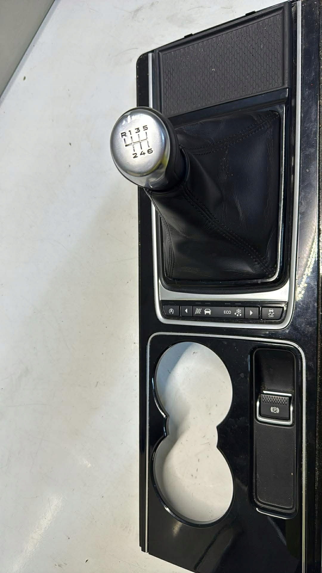 frame central kokpitu console TUNEL JAGUAR XE X760 knob sleeve PRZYCISKI