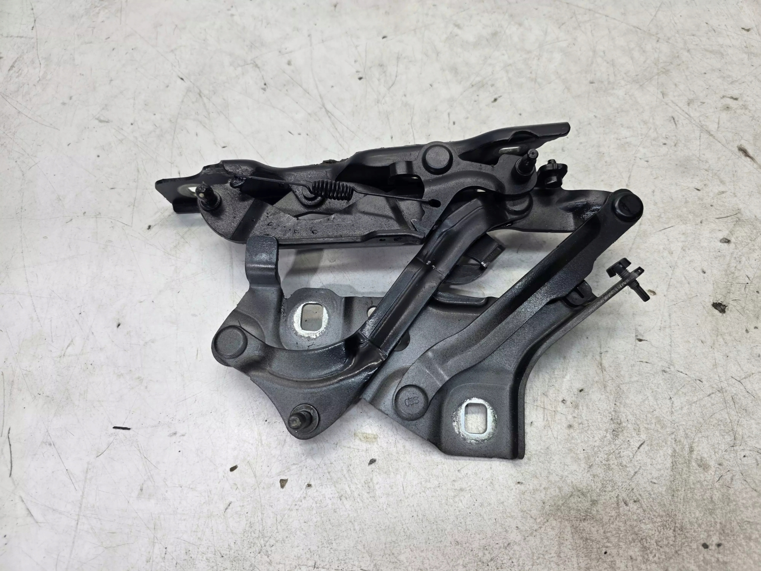 hinge bonnets left AUDI A4 B9 A5 8W 8W0823301E original
