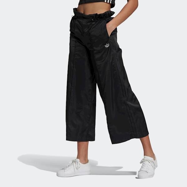 

Spodnie dresowe Adidas GN3110 r. 38