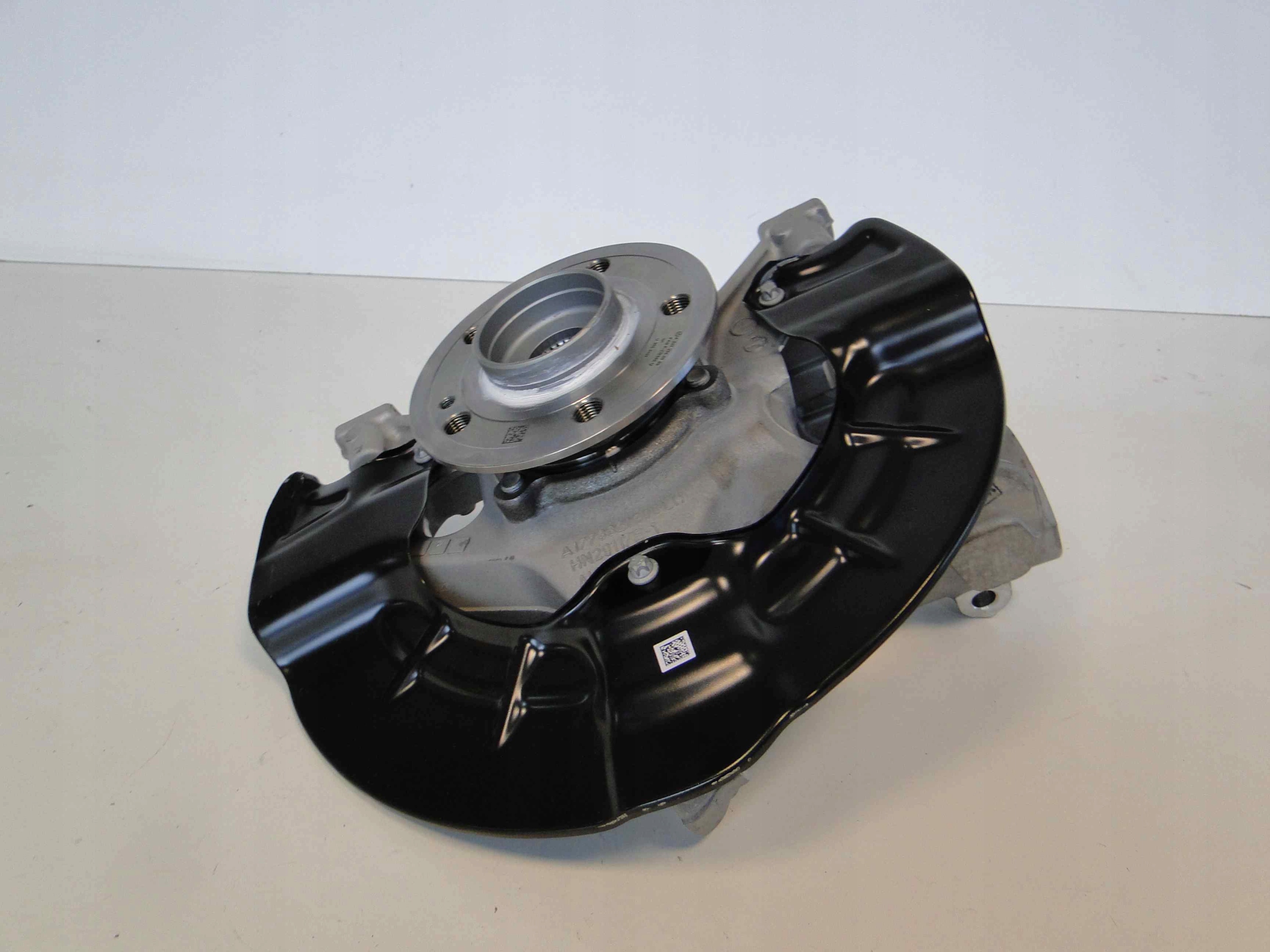 MERCEDES W177 177 ZWROTNICA LEWA PRZÓD 35 AMG 4x4 Producent części Mercedes-Benz OE