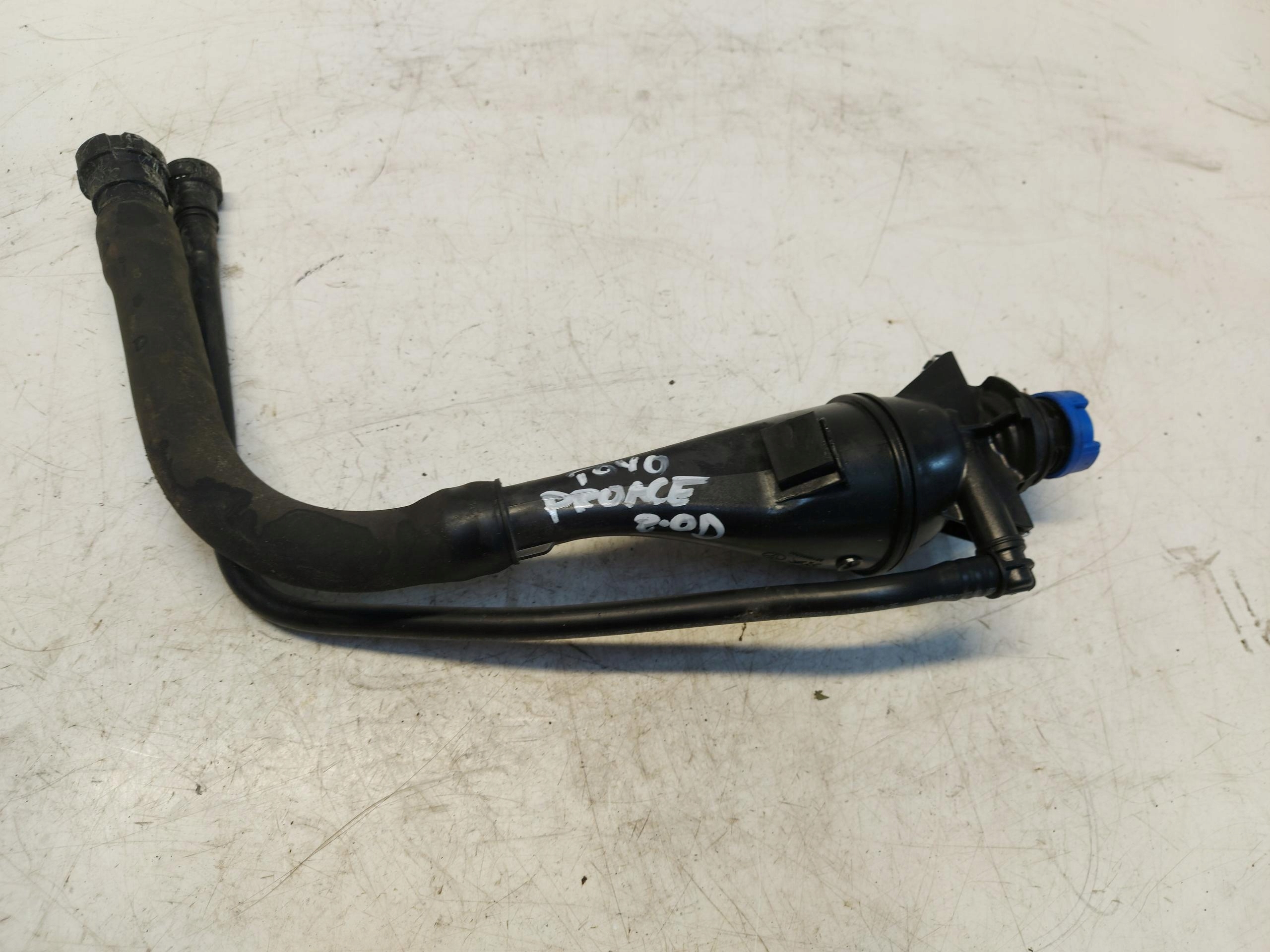 Toyota Proace cijev wlew adblue gasa