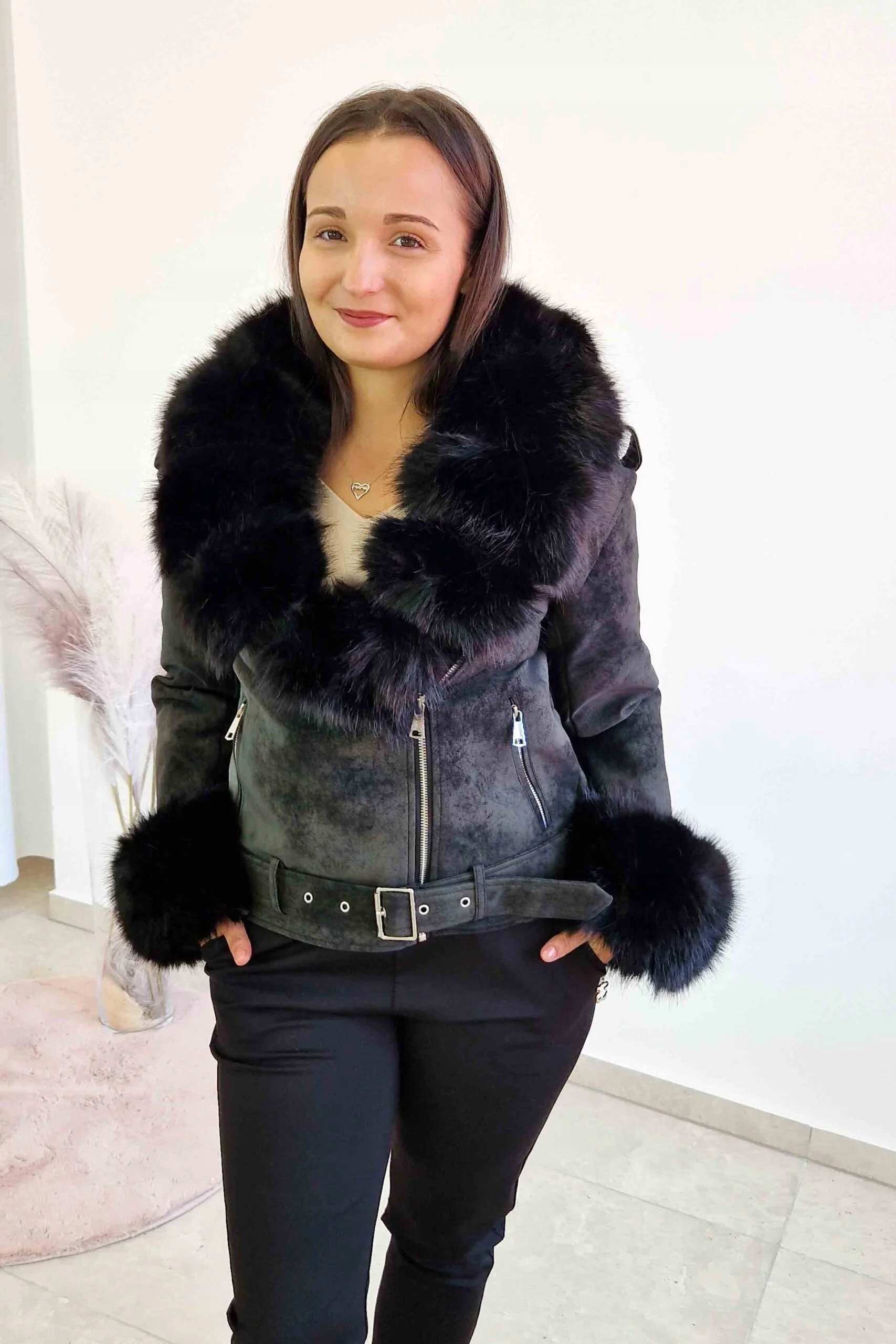 Dámská bunda s umělou kožešinou Eko kůže S