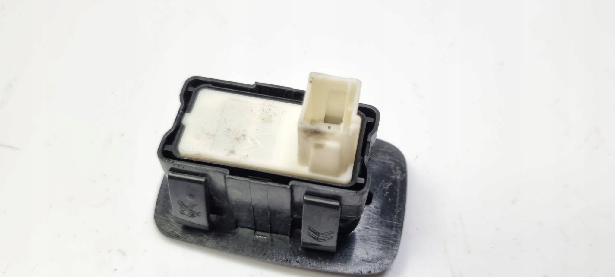 Bouton Vitre CITROEN BERLINGO III