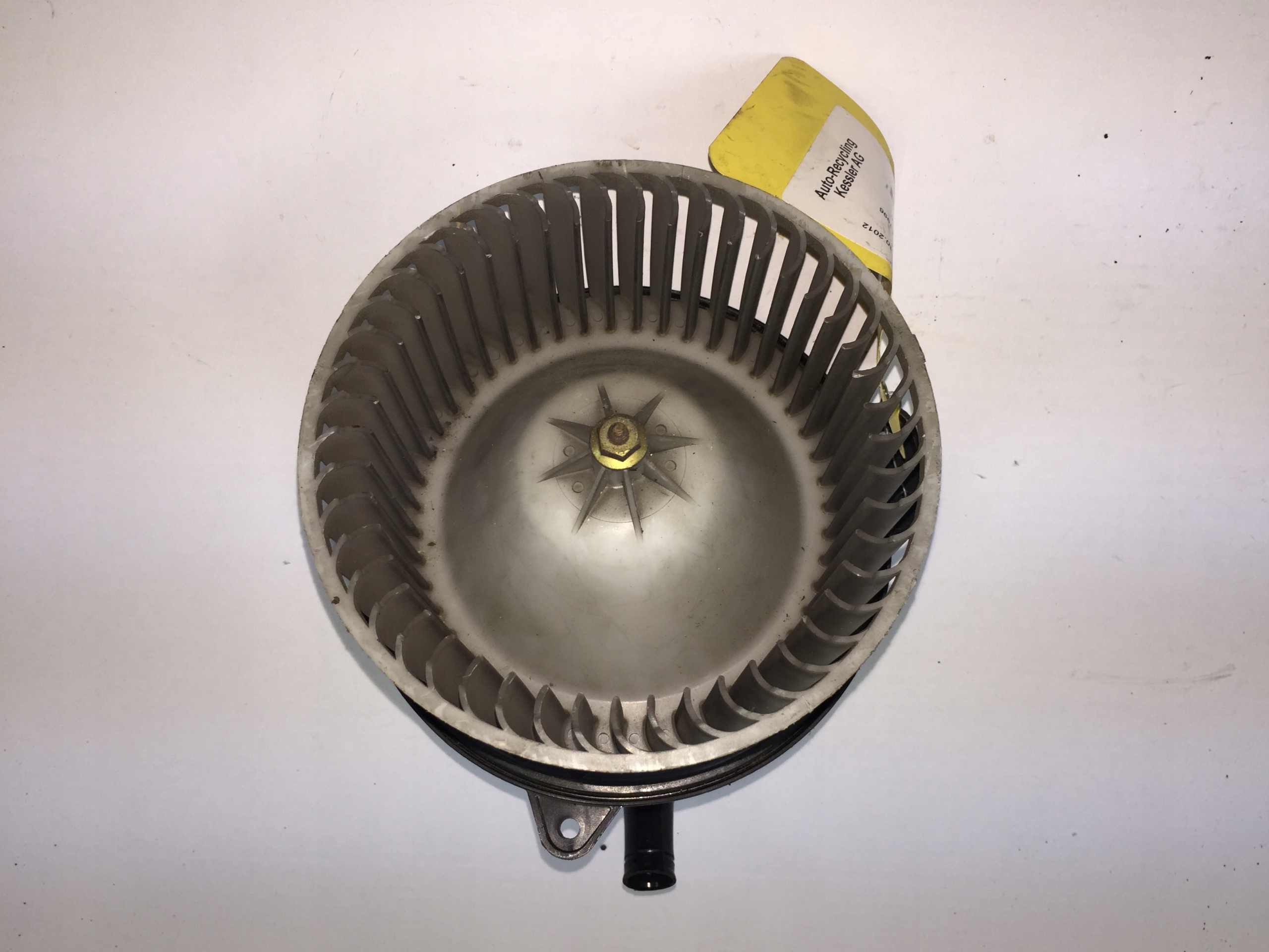 DMUCHAWA NAWIEWU MAZDA 323BA 401B01A