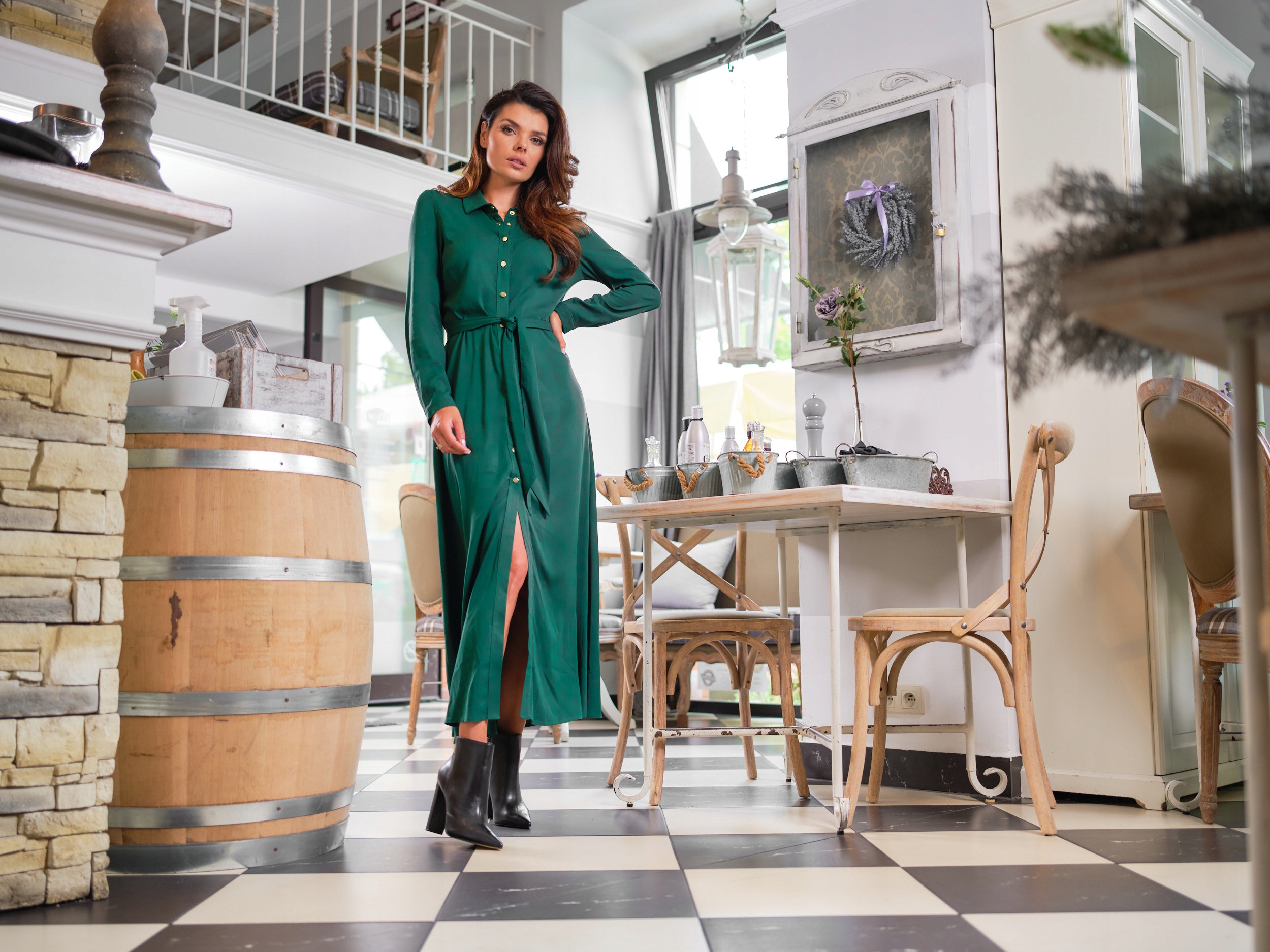 Sukienka maxi z górą koszulową Zielona A451 r. M Okazja do pracy