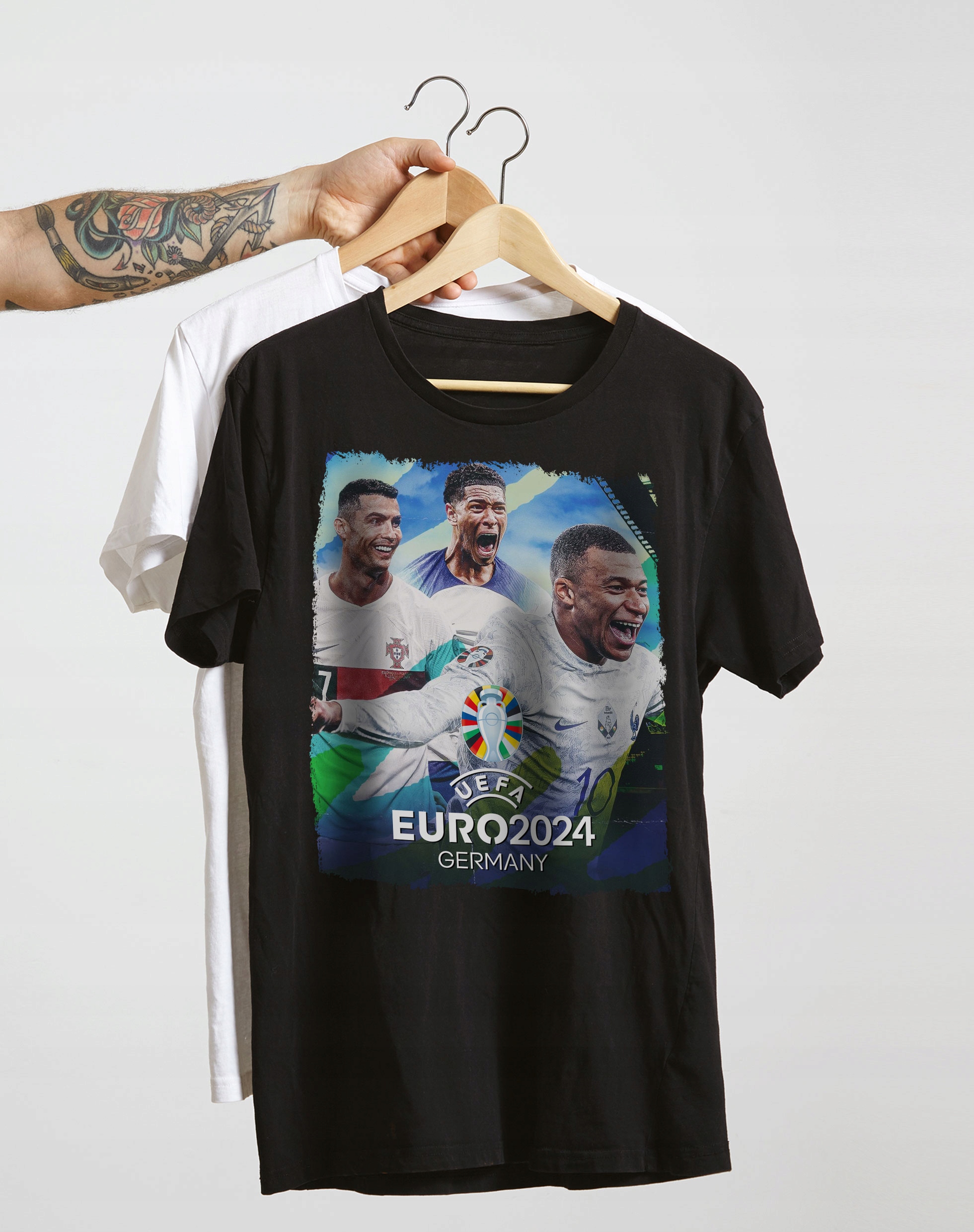 KOSZULKA EURO 2024 MISTRZOSTWA EUROPY MBAPPE PREZENT DZIECKA URODZINY XS Y5 Kod producenta EURO 2024 MISTRZOSTWA EUROPY MBAPPE