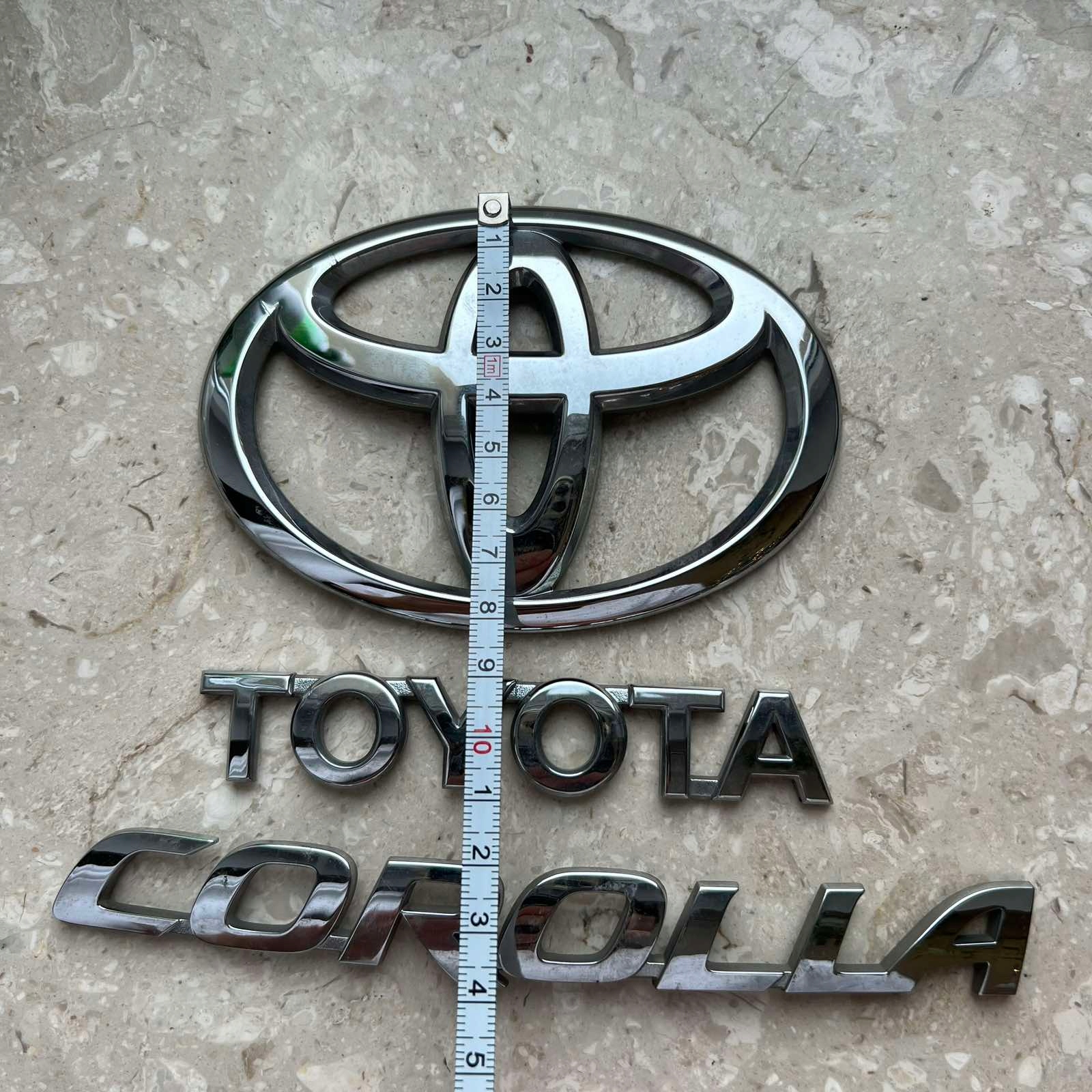 TOYOTA COROLLA EMBLEMAT heckklappe heck Original 90975-W2007