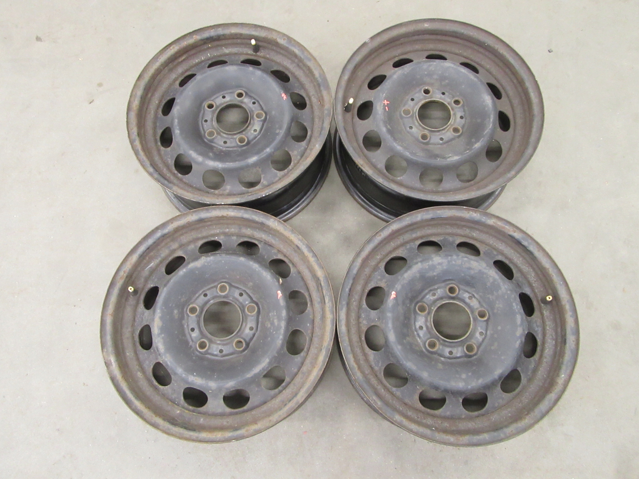 discs metal BMW e36 e46 e81 e87 e90 e91 5x120 et42 16" 6.5j