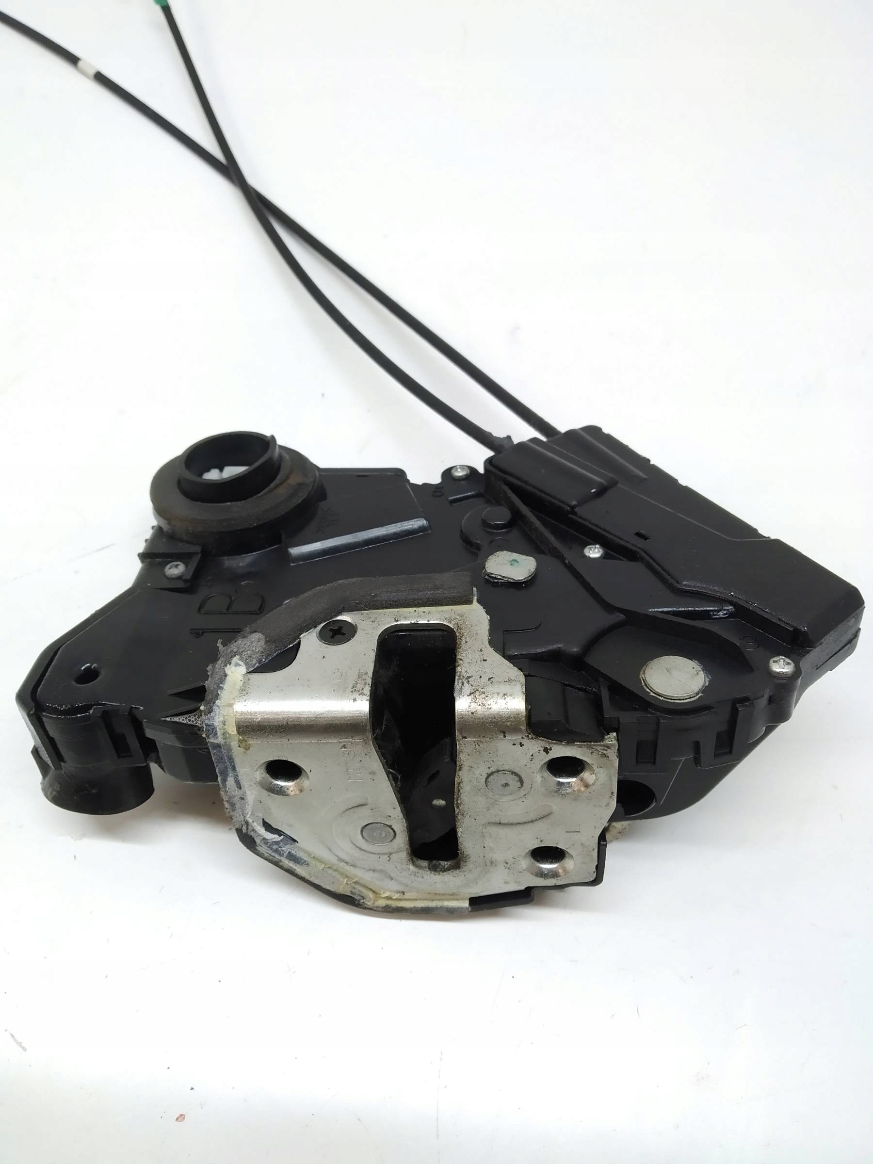 lock door left front Toyota Prius II (2003-2009)