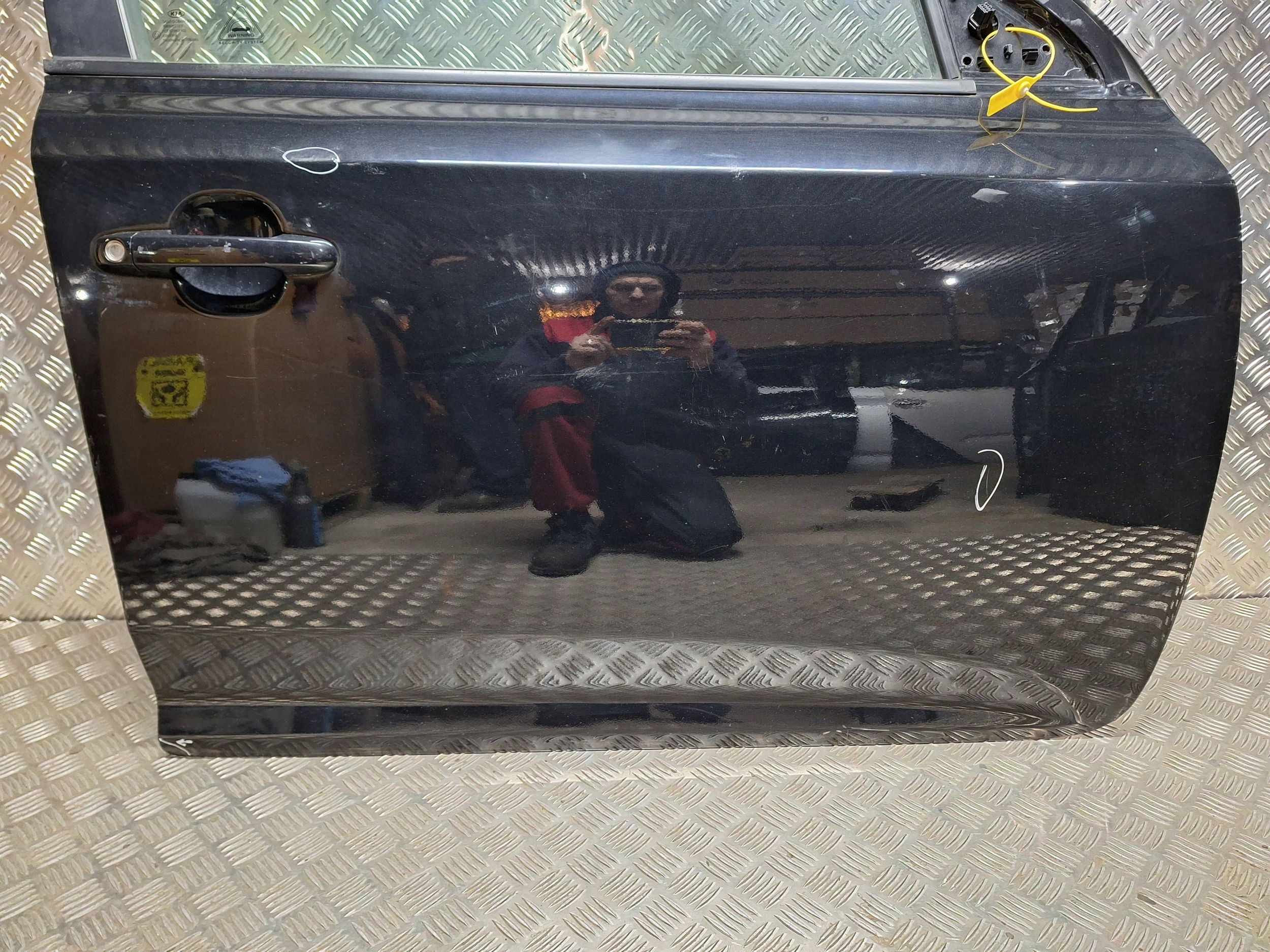 door right front KIA CEED and 07-12 complete