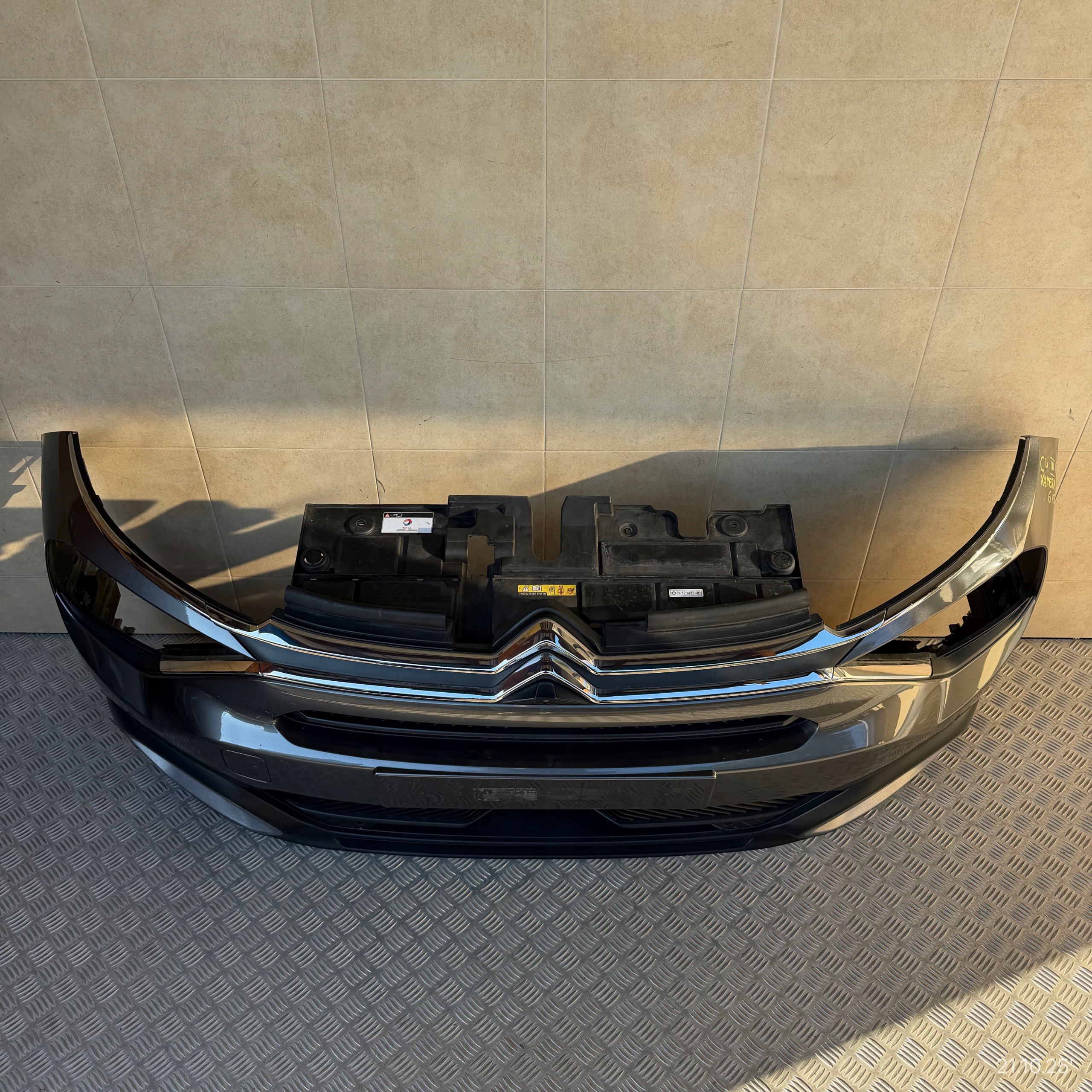 front bumper complete CITROEN C4 III 2021 ROK 6 PDC KAMERA