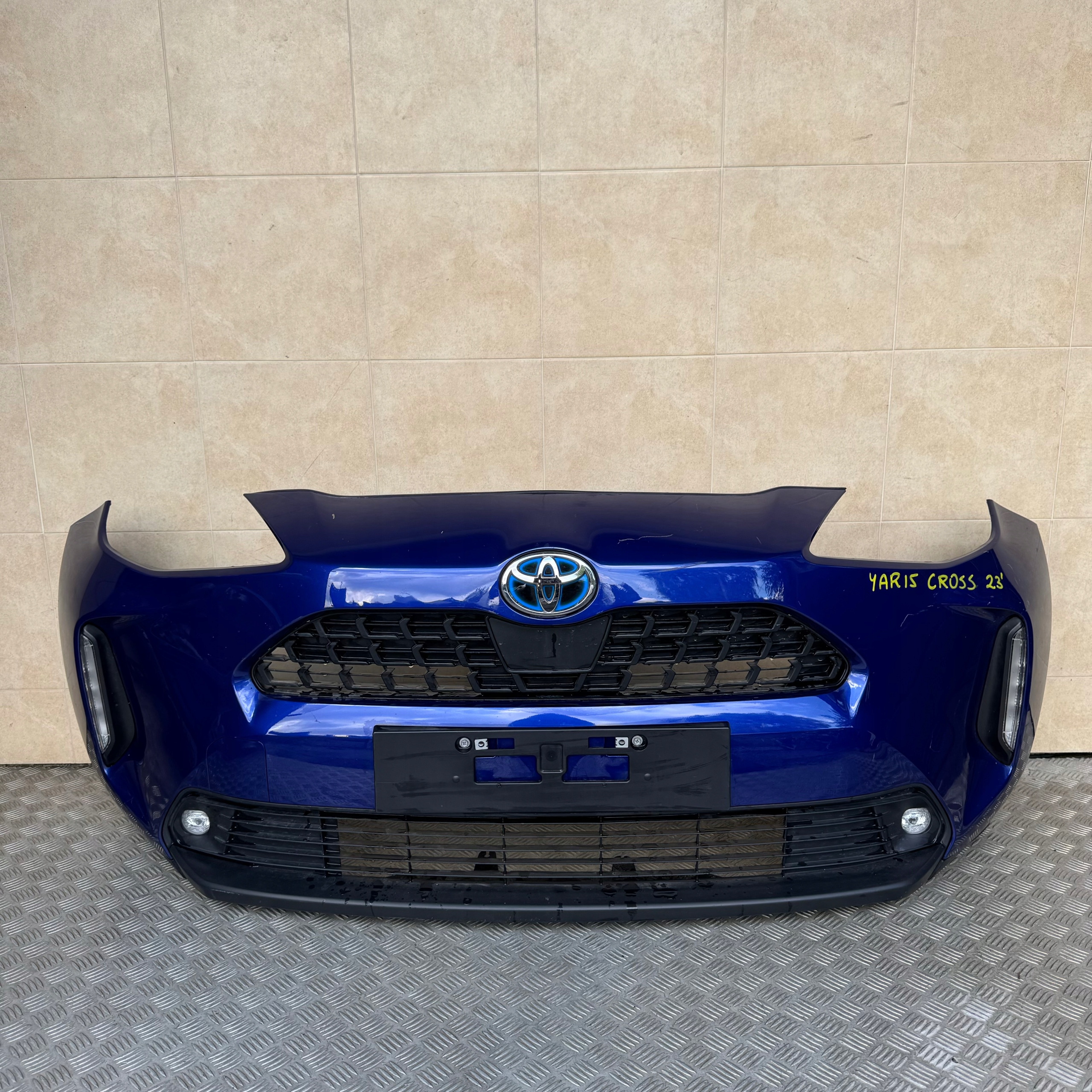 front bumper complete TOYOTA YARIS CROSS 2023 ROK HYBRID