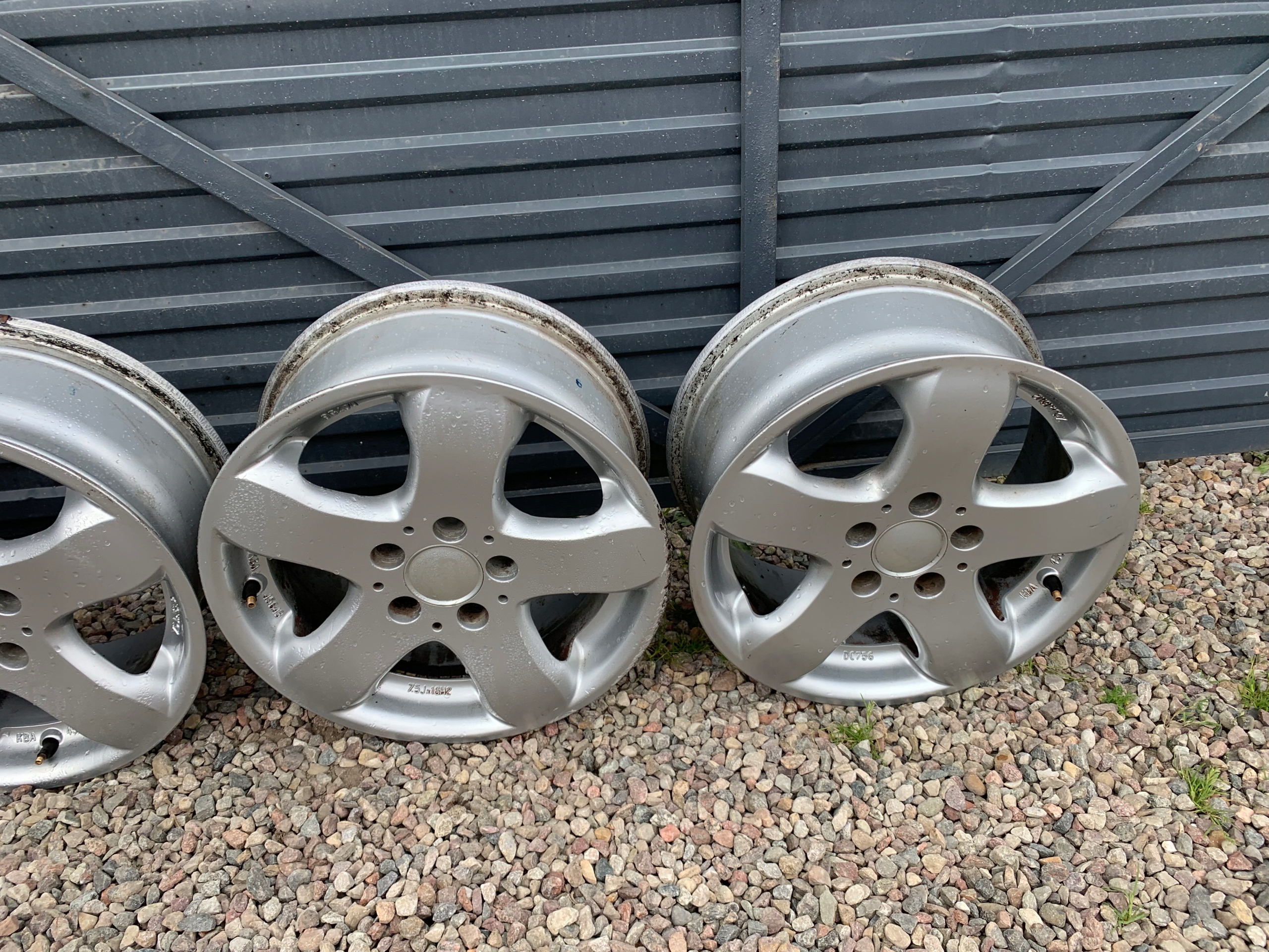 Alu discs disc 16 cali 5x112 16R 7.5J ET35