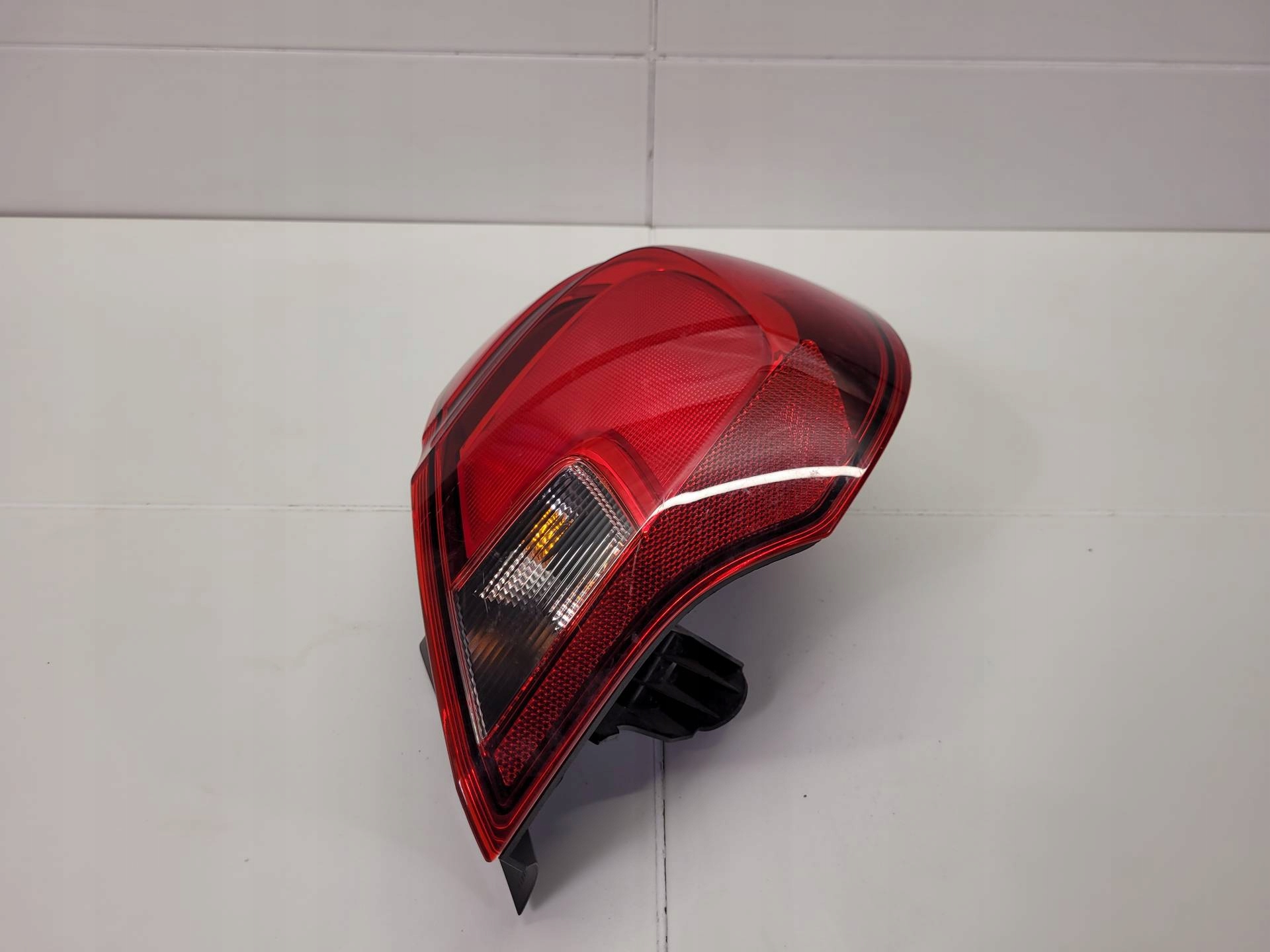 light rear right side Opel Corsa E 2016 460034366